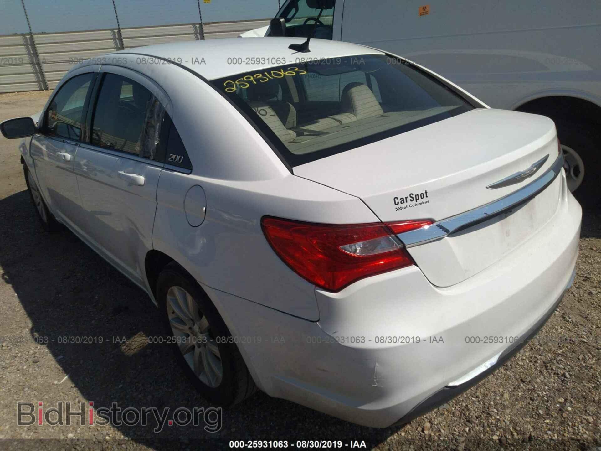 2011 CHRYSLER 200 - VIN: 1C3BC1FB6BN570173 - Photo 3