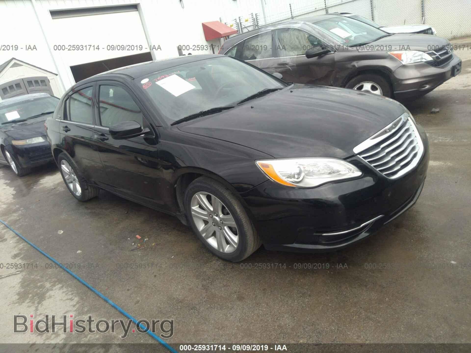 Photo 1C3CCBAB2DN698267 - CHRYSLER 200 2013