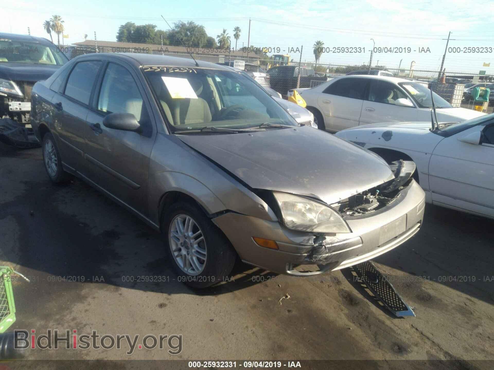 Photo 1FAFP34N45W224332 - FORD FOCUS 2005