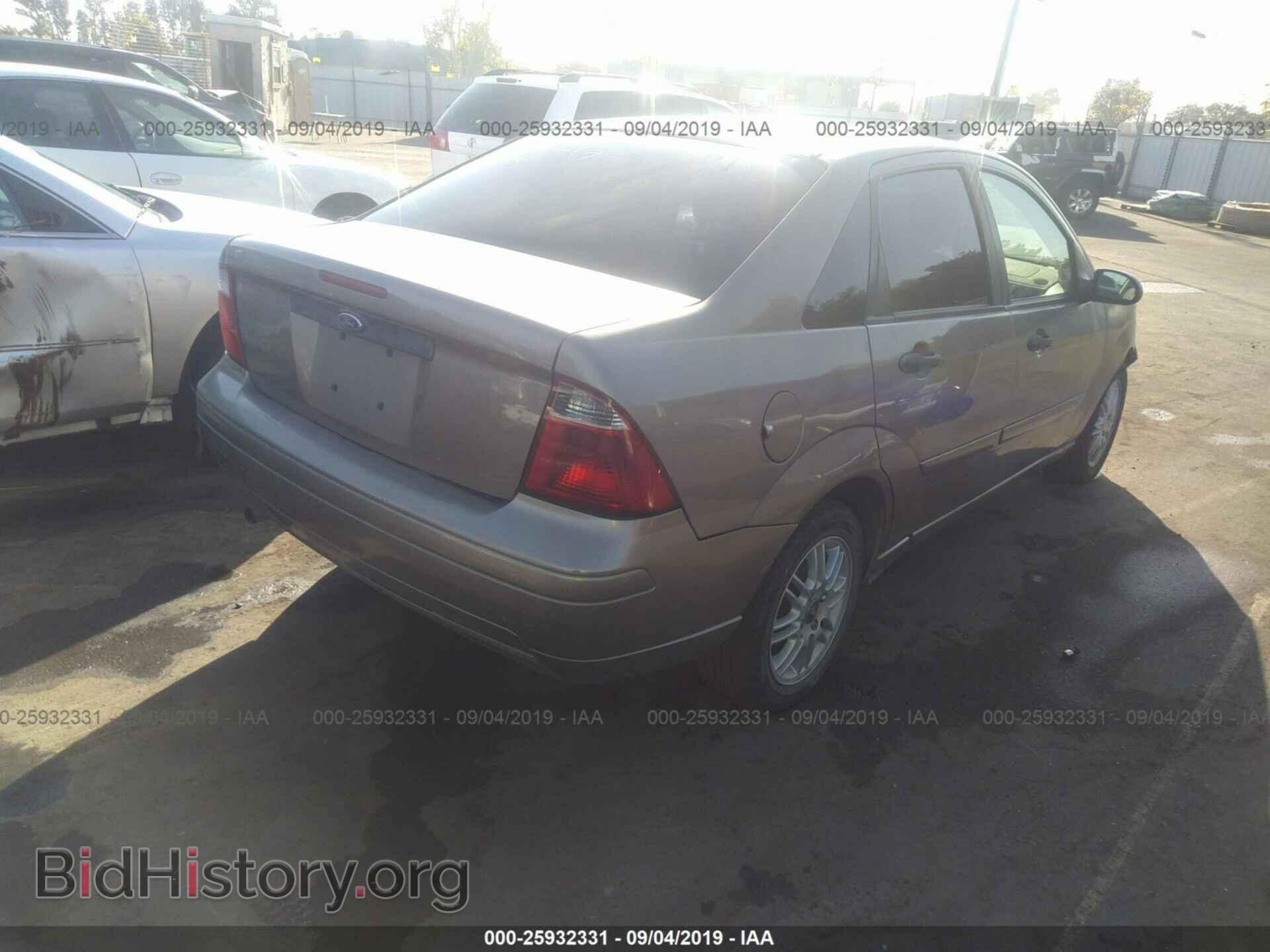 2005 FORD FOCUS - VIN: 1FAFP34N45W224332 - Фото 4