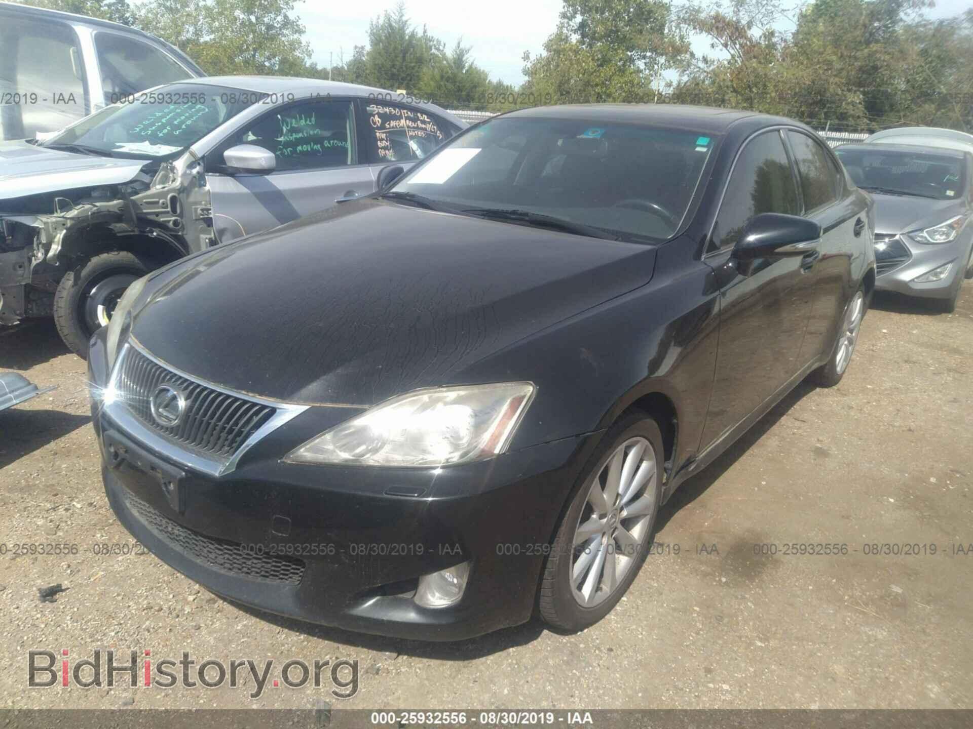 2010 LEXUS IS - VIN: JTHCF5C22A5038838 - Photo 2