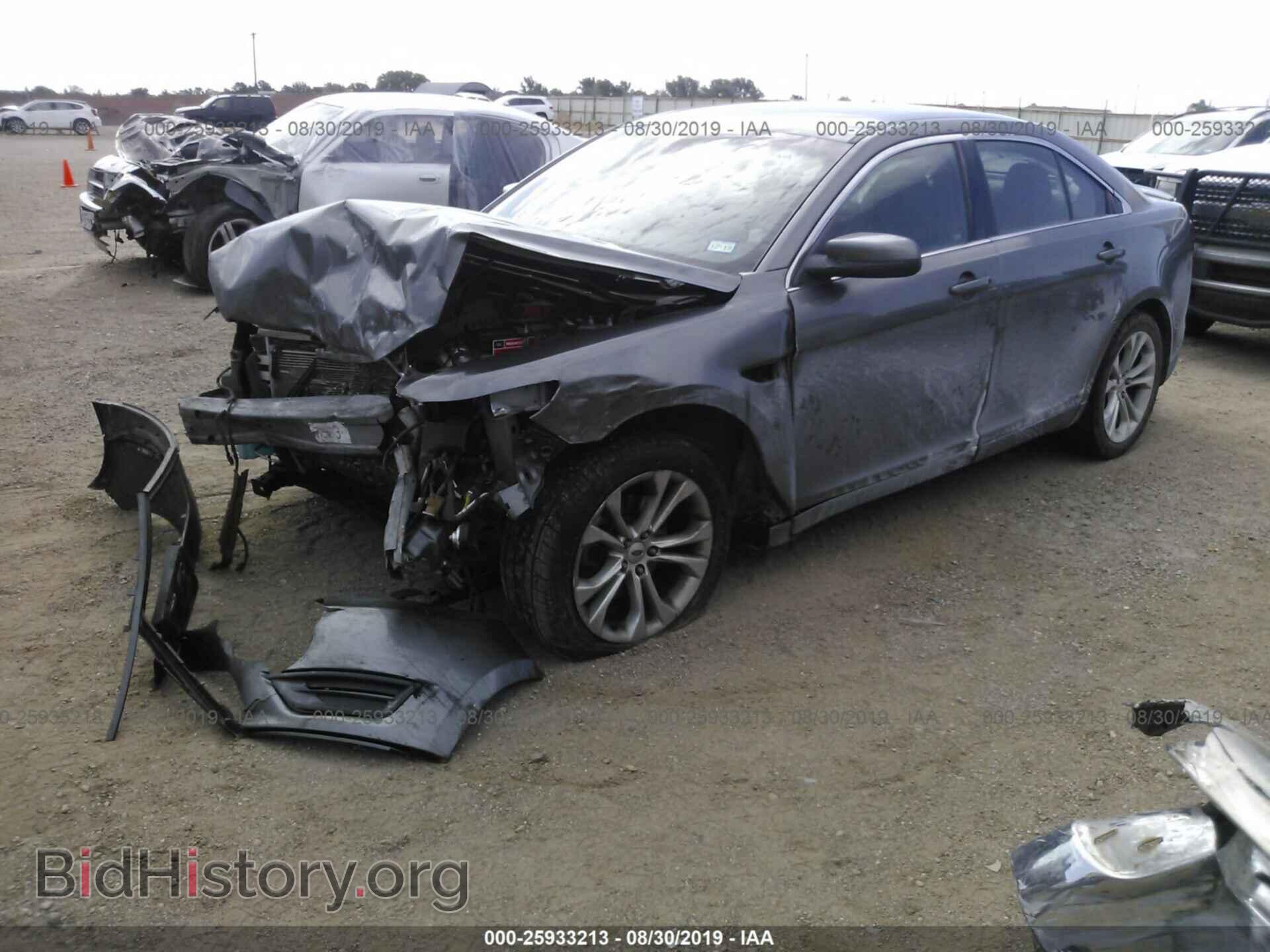 2013 FORD TAURUS - VIN: 1FAHP2E85DG229768 - Фото 2