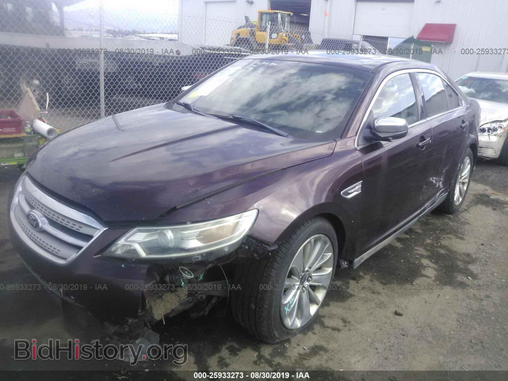 2011 FORD TAURUS - VIN: 1FAHP2FW2BG126608 - Фото 2