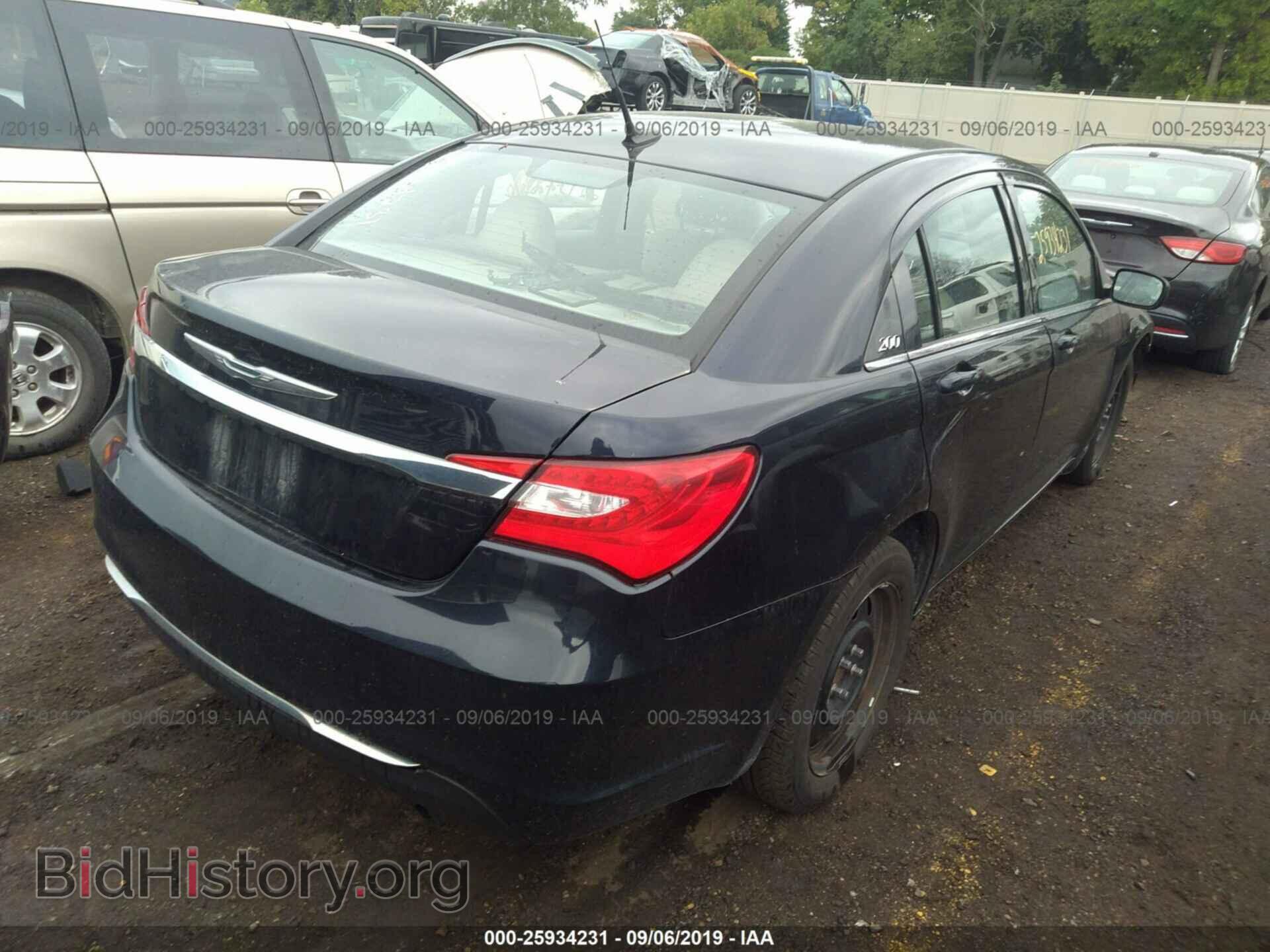 2011 CHRYSLER 200 - VIN: 1C3BC4FB7BN522375 - Фото 4