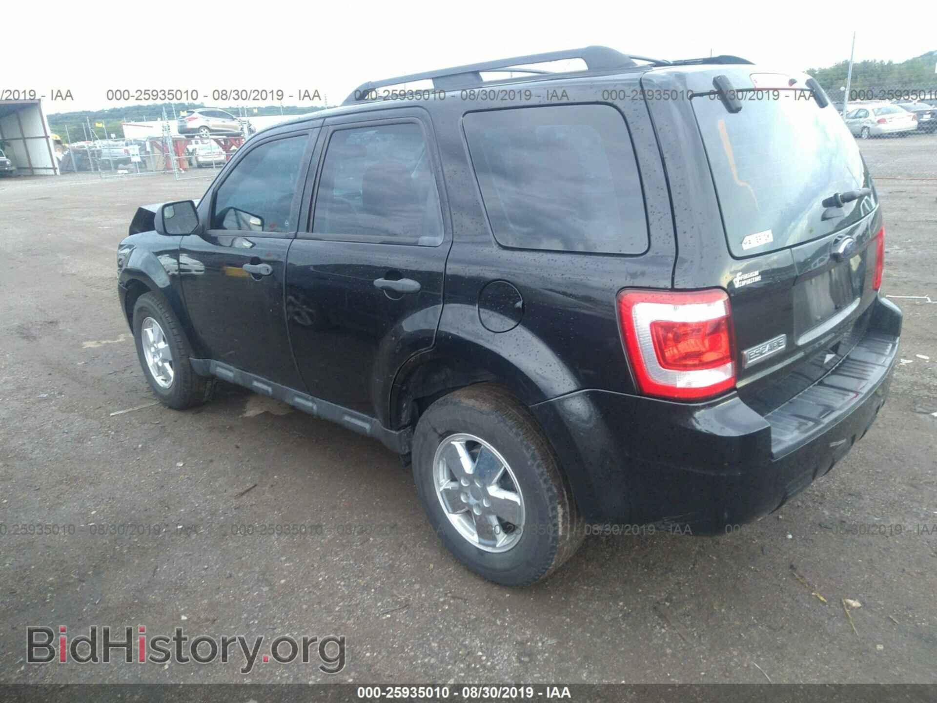 2011 FORD ESCAPE - VIN: 1FMCU0C79BKC62855 - Photo 3