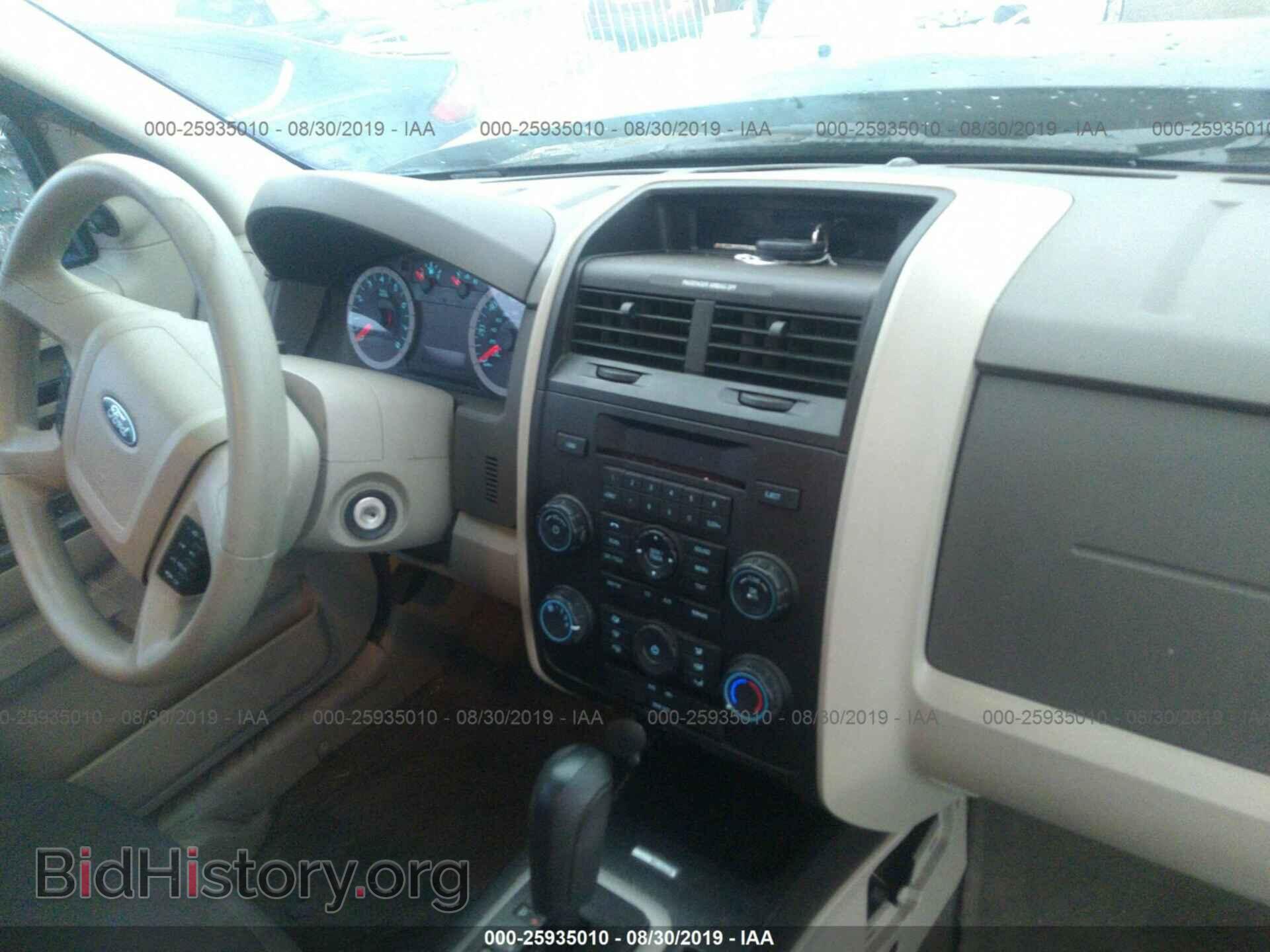 2011 FORD ESCAPE - VIN: 1FMCU0C79BKC62855 - Photo 5