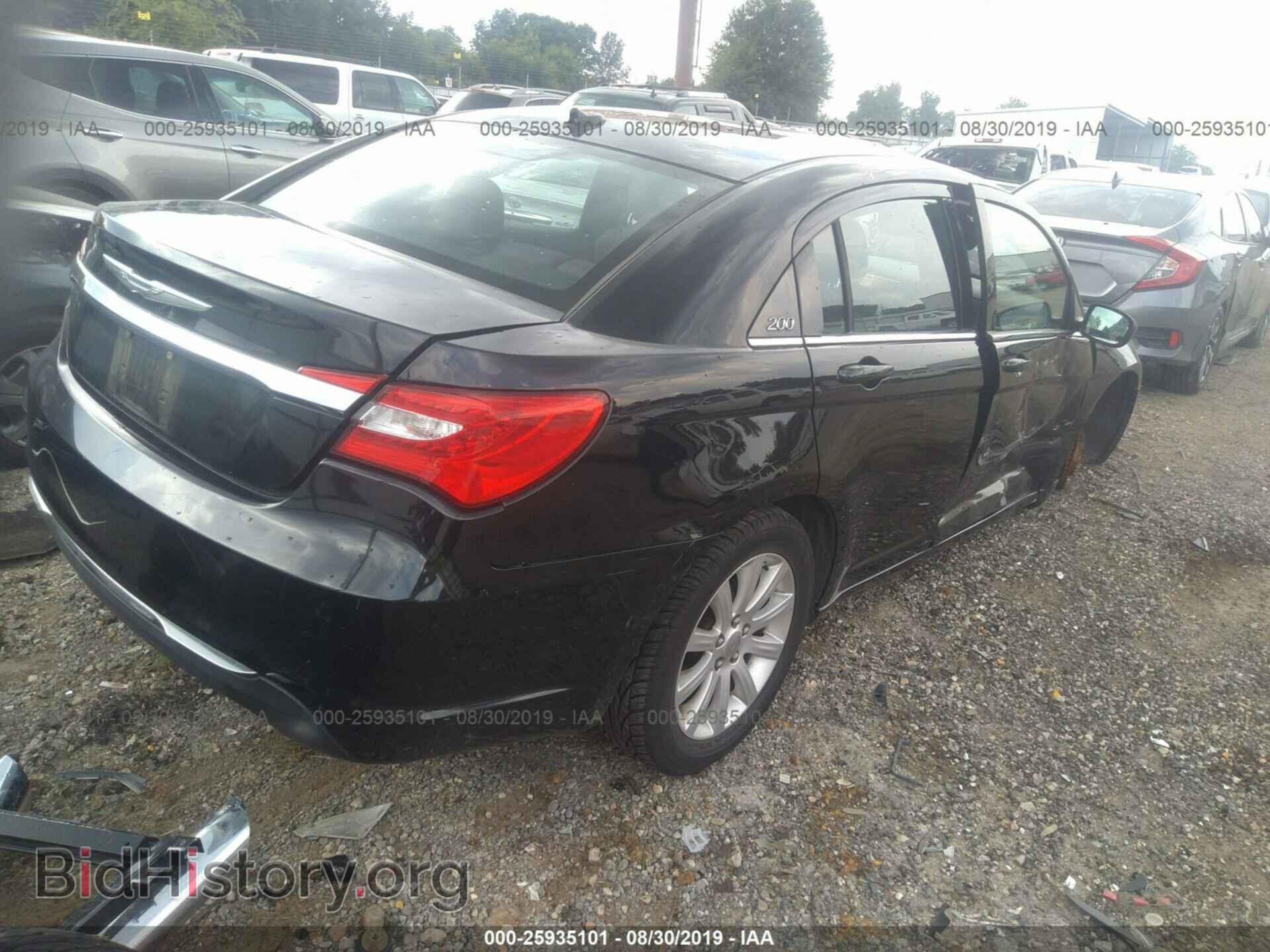 2012 CHRYSLER 200 - VIN: 1C3CCBBB1CN226896 - Фото 4