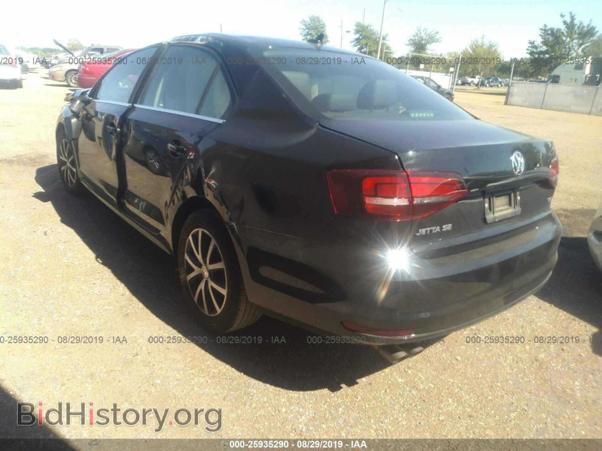 2017 VOLKSWAGEN JETTA - VIN: 3VWDB7AJ7HM407864 - Фото 3