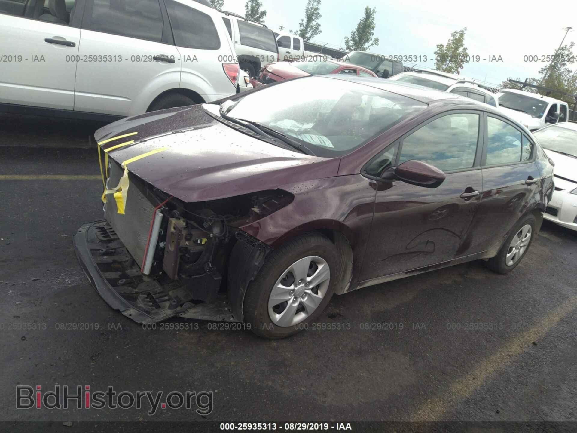2017 KIA FORTE - VIN: 3KPFK4A73HE122944 - Фото 2