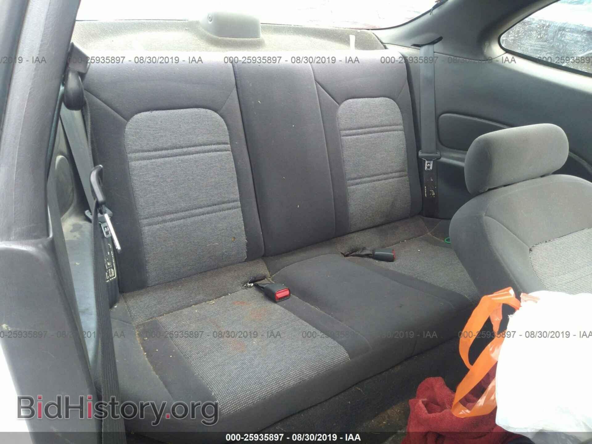 2000 FORD ESCORT - VIN: 3FAKP1134YR197677 - Фото 8