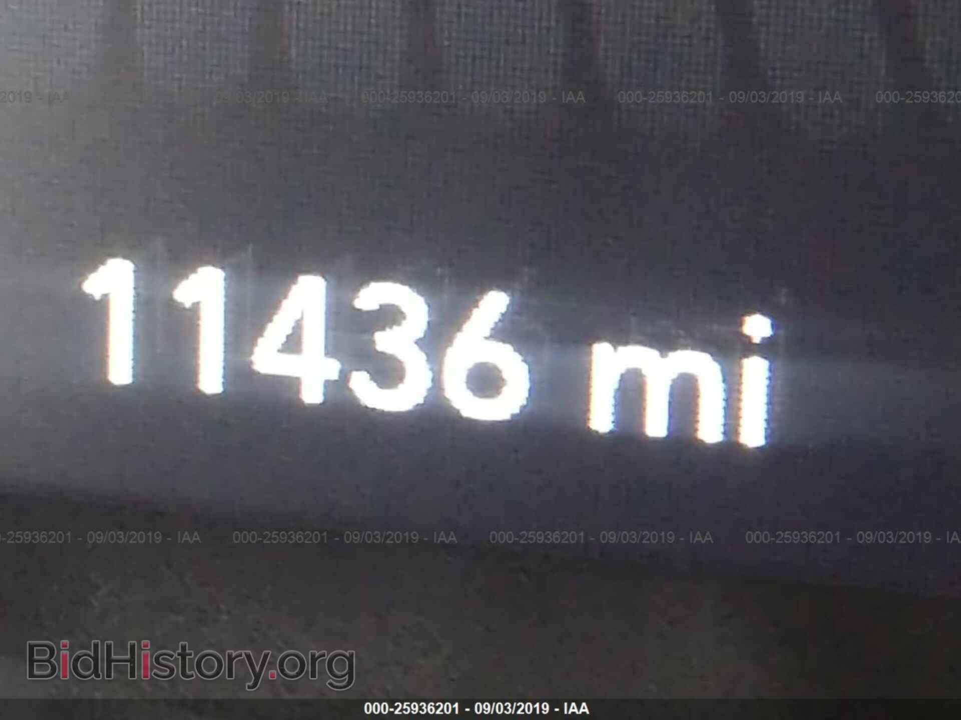 2018 DODGE CHALLENGER - VIN: 2C3CDZAG9JH311249 - Фото 7