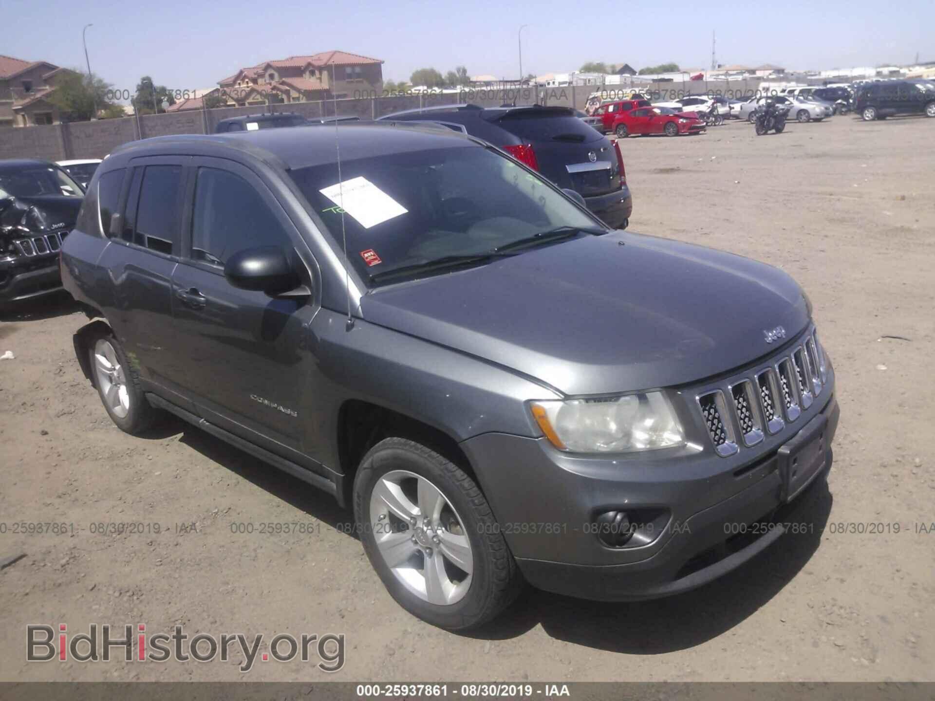 Фотография 1C4NJCBA4CD557503 - JEEP COMPASS 2012