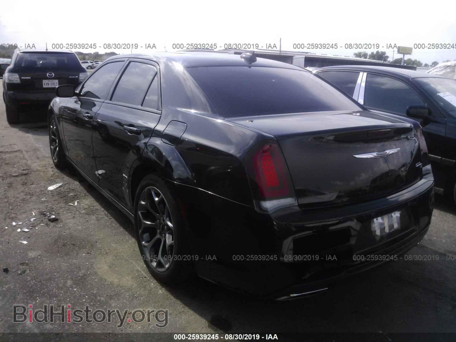 2017 CHRYSLER 300 - VIN: 2C3CCABG1HH646339 - Фото 3