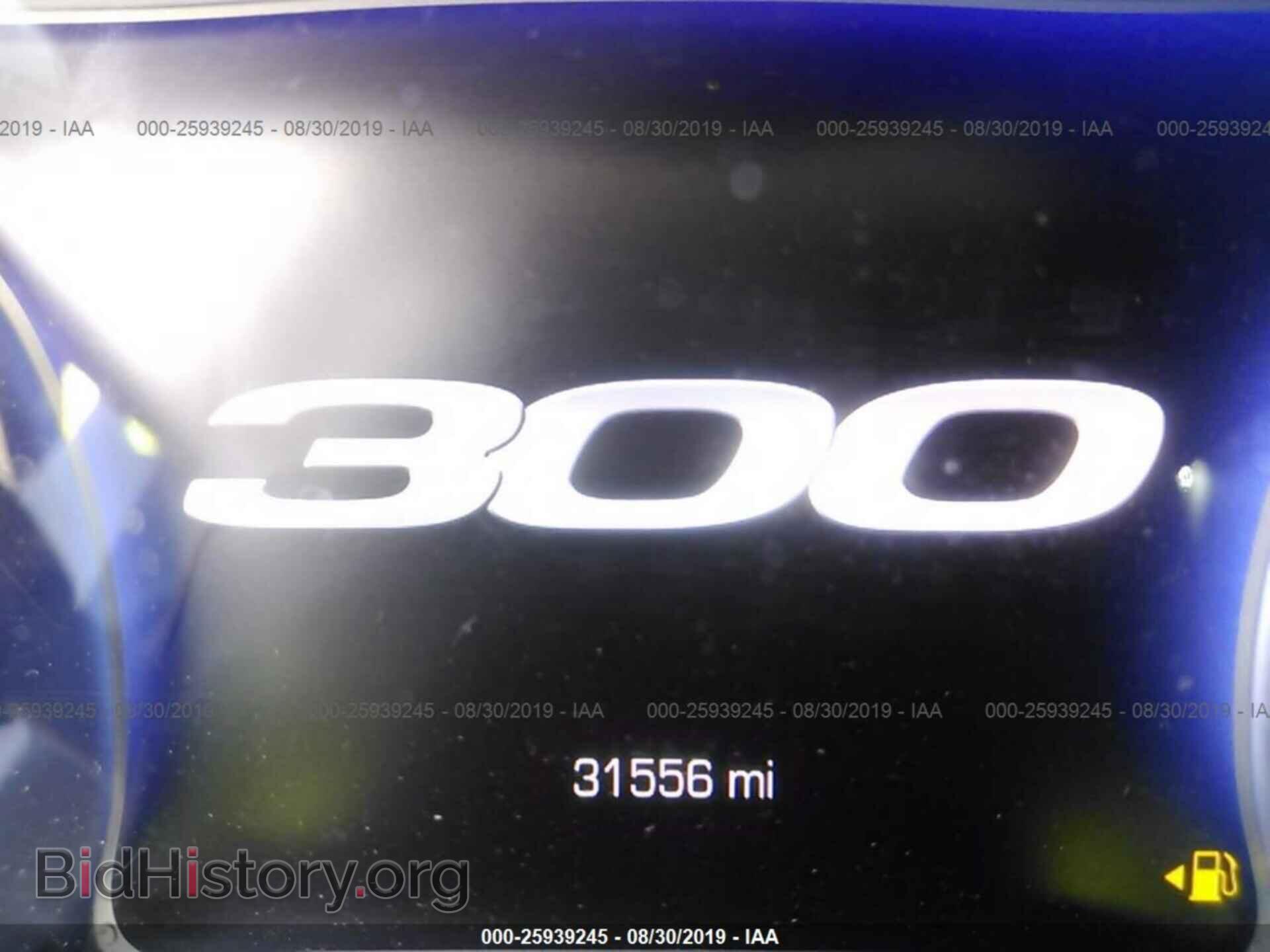 2017 CHRYSLER 300 - VIN: 2C3CCABG1HH646339 - Фото 7