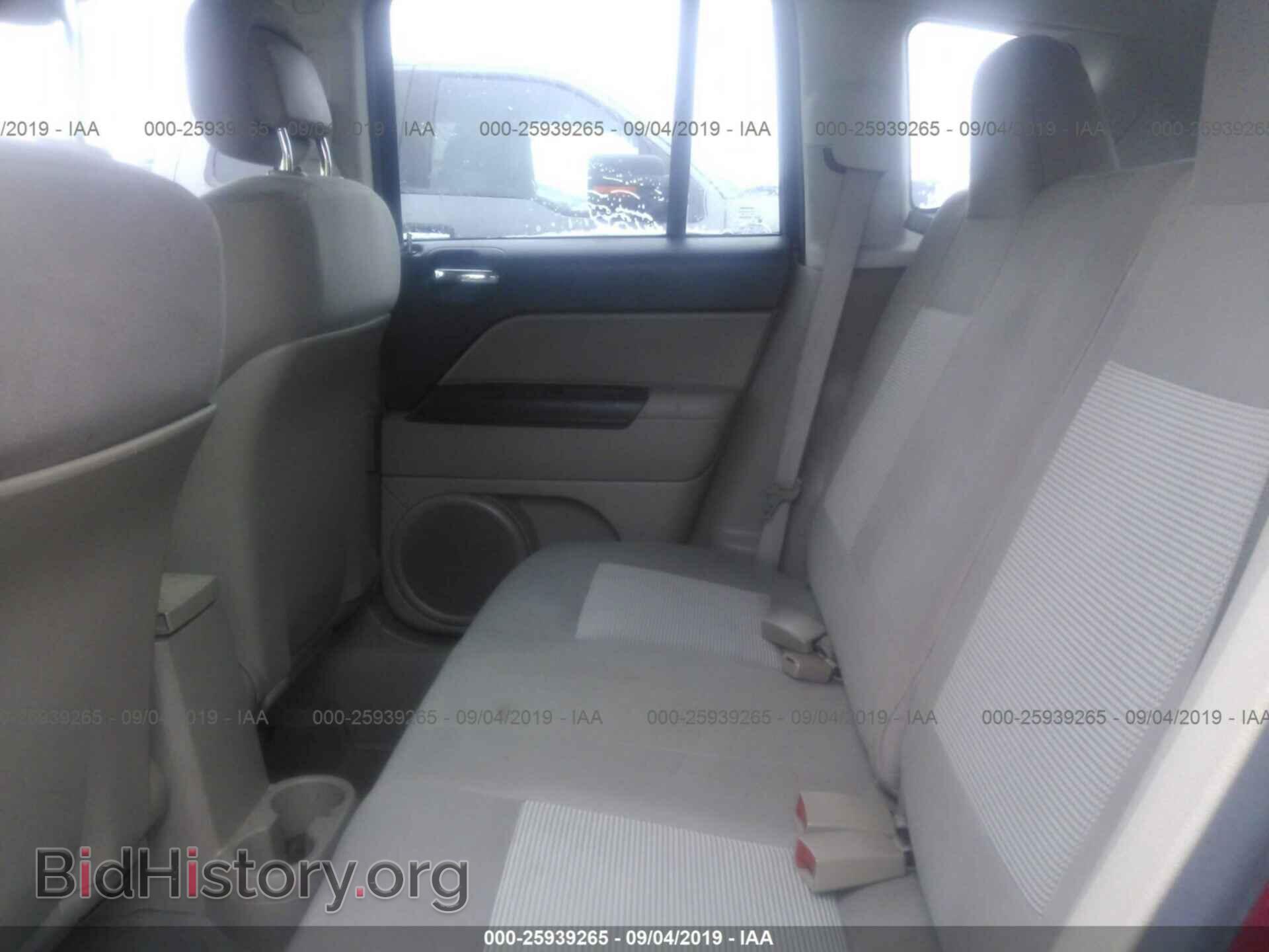 2012 JEEP COMPASS - VIN: 1C4NJDBB2CD576968 - Фото 8