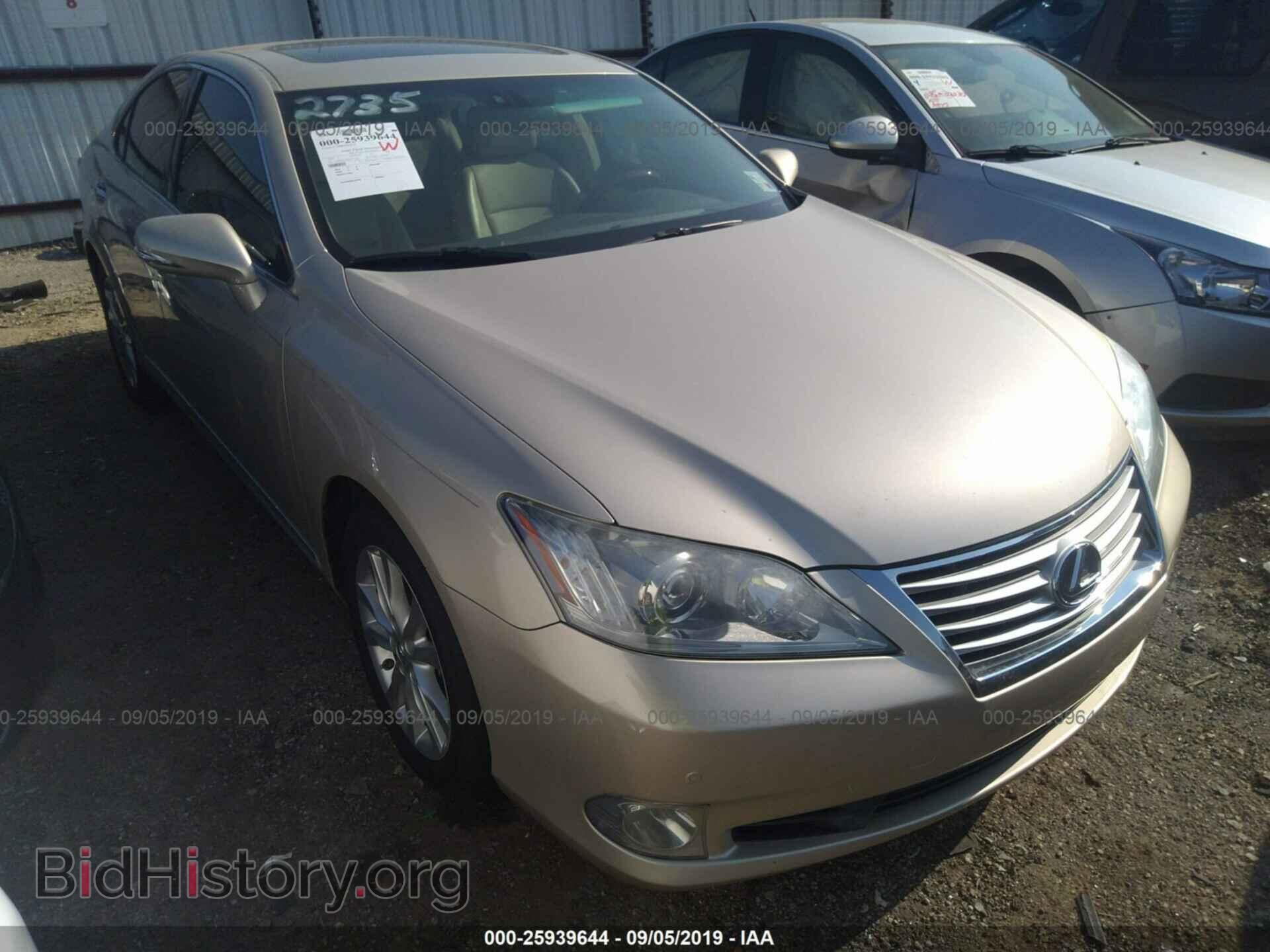 Photo JTHBK1EG6B2461739 - LEXUS ES 2011