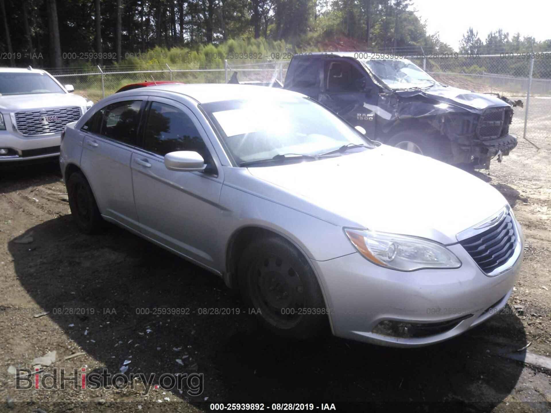 Фотография 1C3CCBBG4CN251092 - CHRYSLER 200 2012