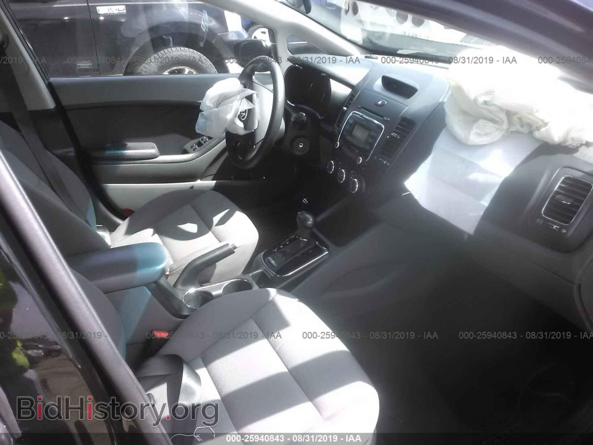 2017 KIA FORTE - VIN: 3KPFK4A78HE025268 - Photo 5