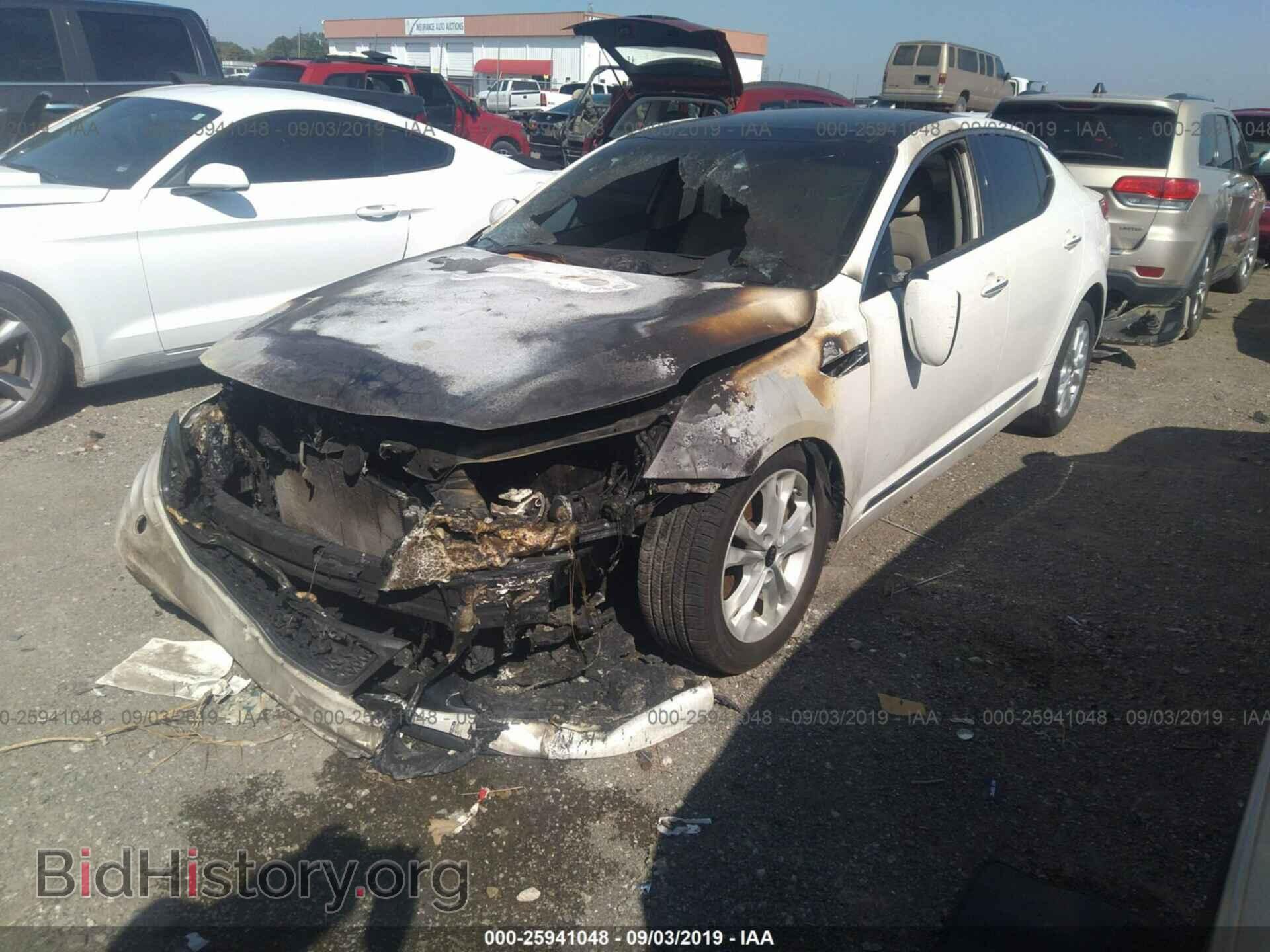2011 KIA OPTIMA - VIN: KNAGN4A72B5042918 - Фото 2
