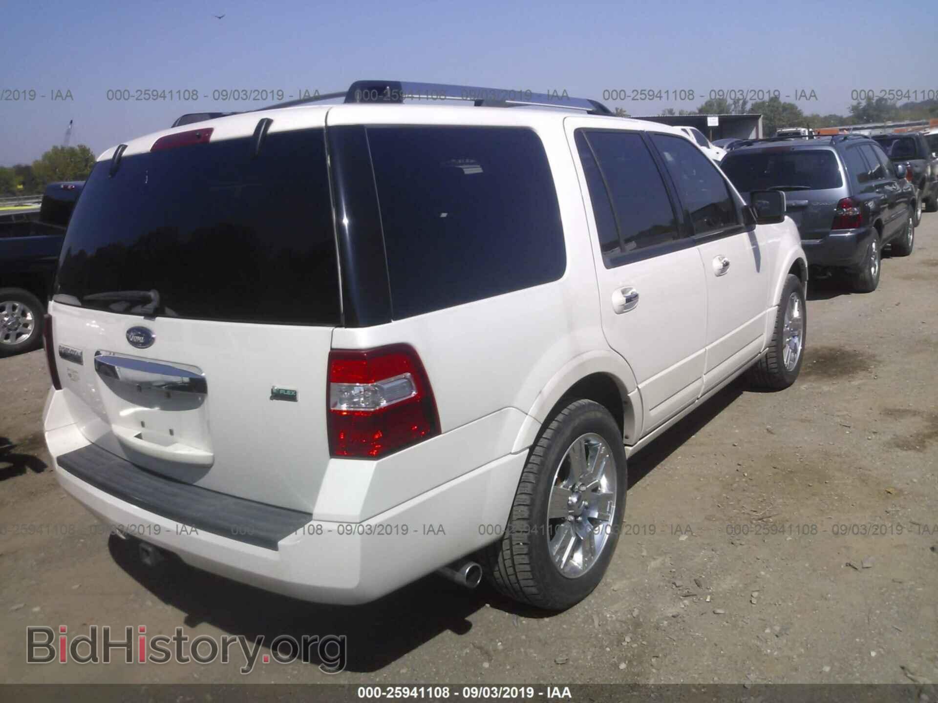 2010 FORD EXPEDITION - VIN: 1FMJU2A58AEA88388 - Фото 4