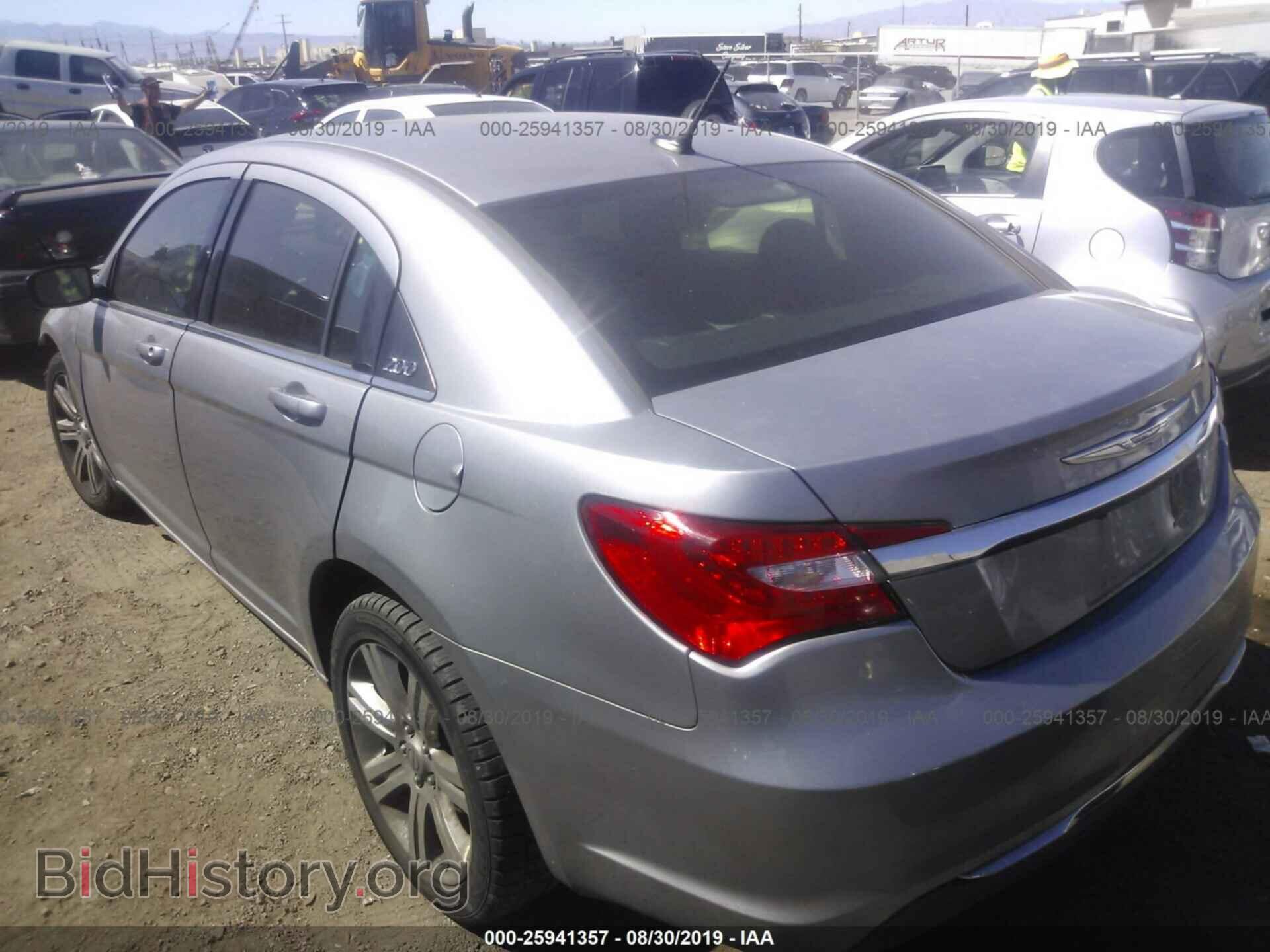 2013 CHRYSLER 200 - VIN: 1C3CCBBB8DN695727 - Фото 3