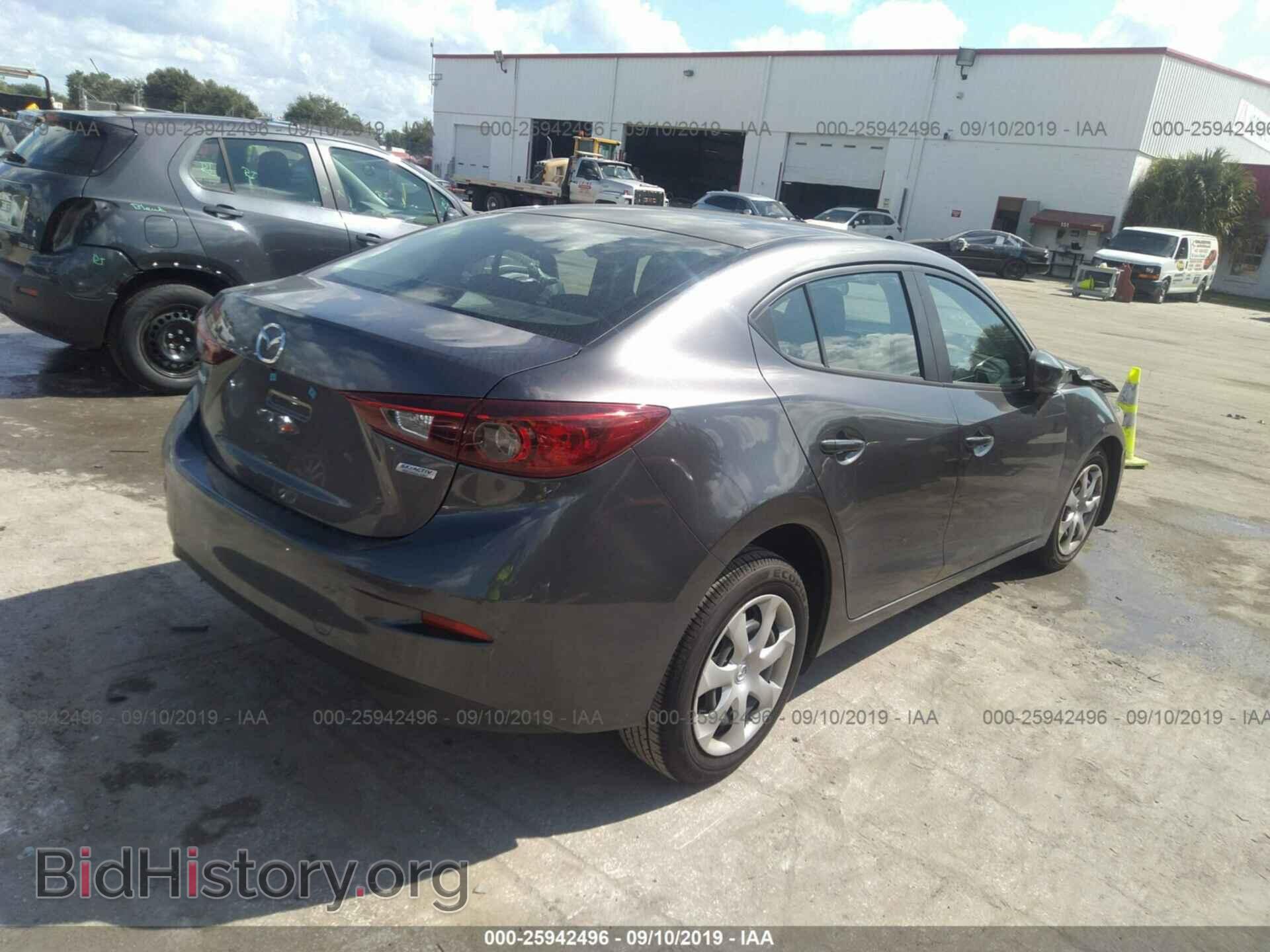 2018 MAZDA 3 - VIN: 3MZBN1U79JM260688 - Фото 4