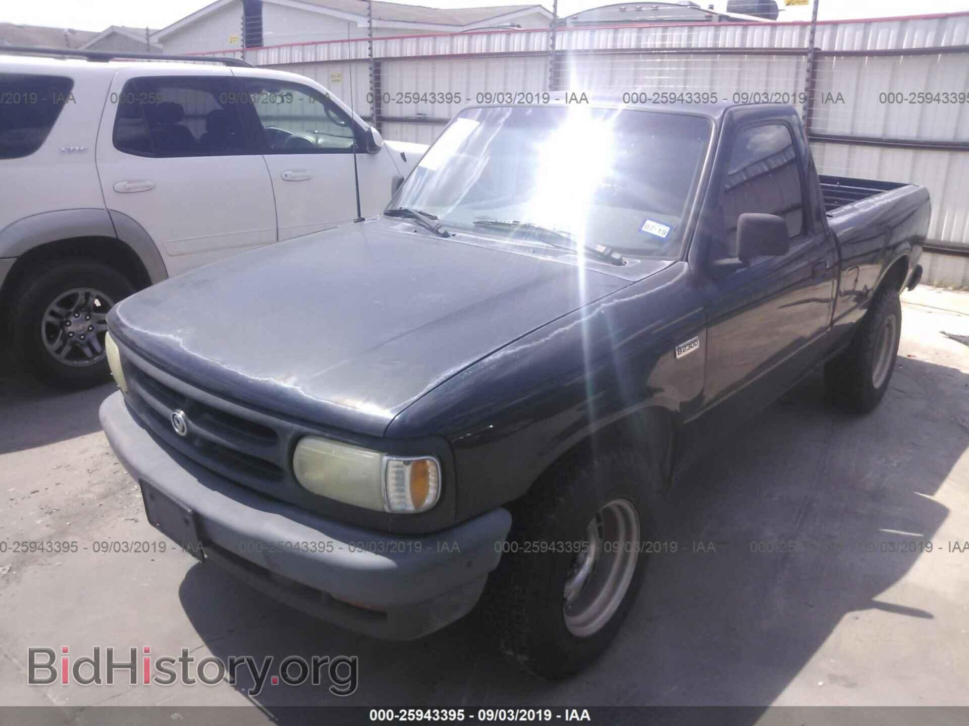 1994 MAZDA B2300 - VIN: 4F4CR12A2RTM74033 - Photo 2