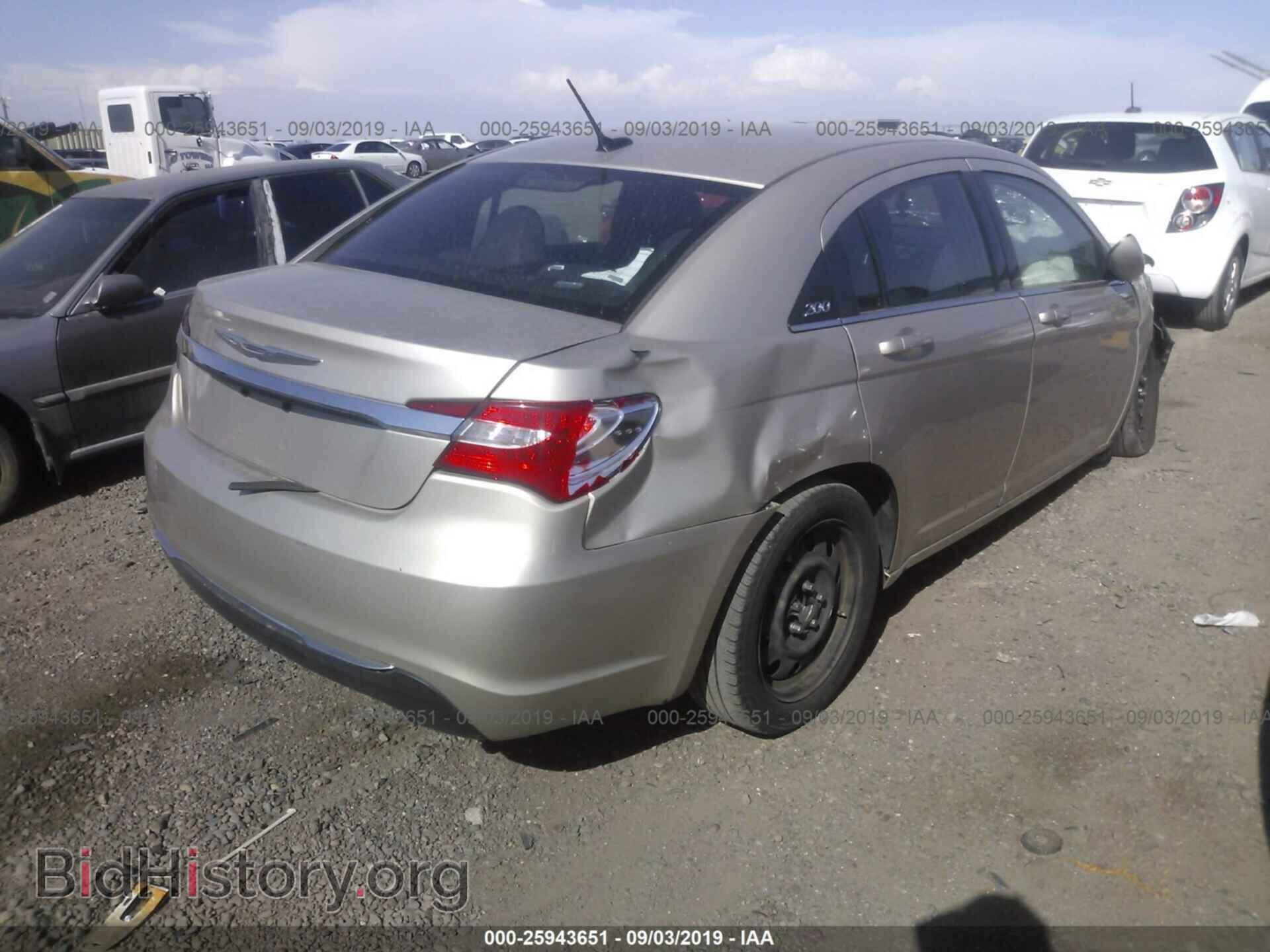 2014 CHRYSLER 200 - VIN: 1C3CCBAB7EN210609 - Photo 4