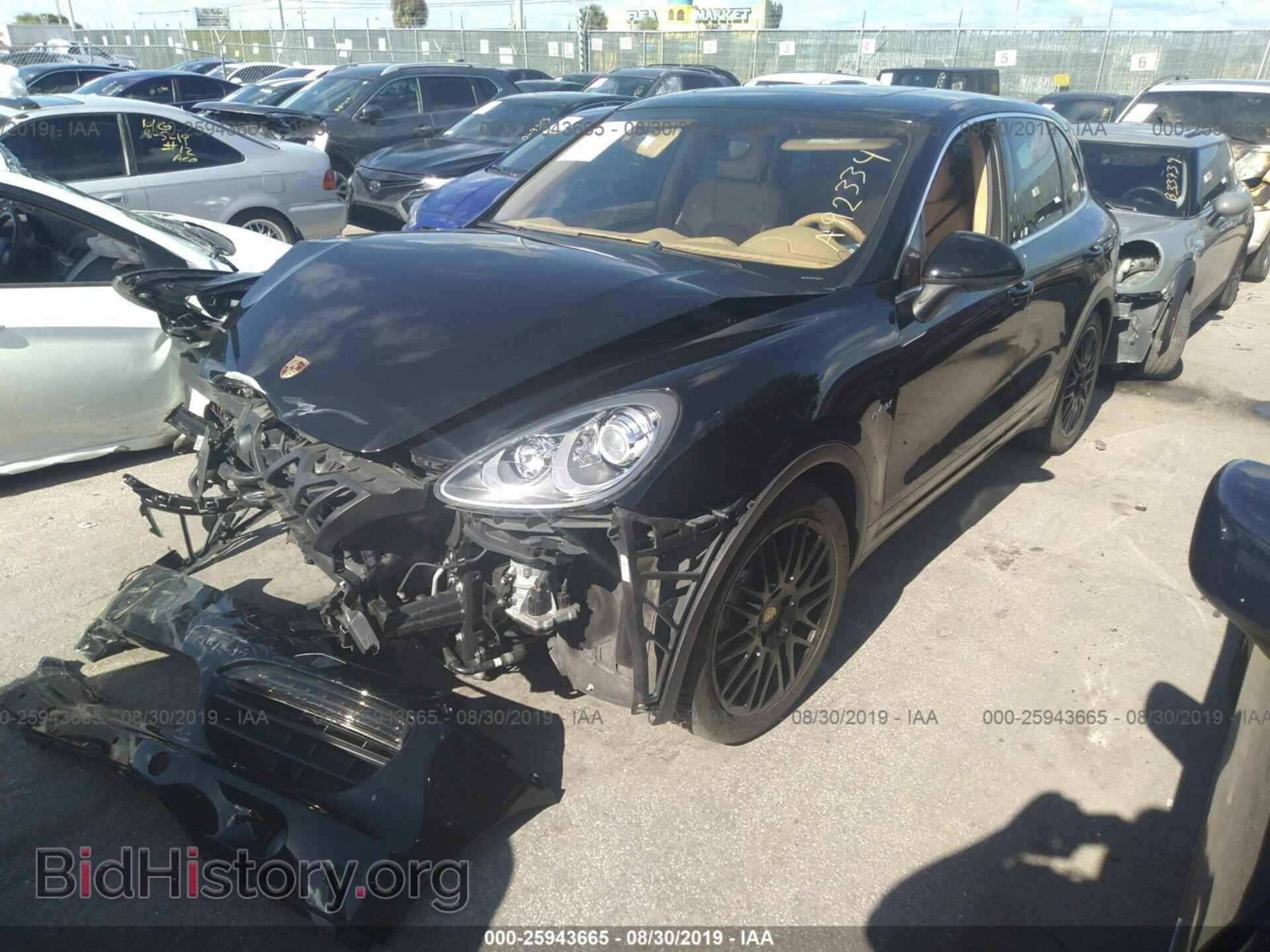 2012 PORSCHE CAYENNE - VIN: WP1AE2A2XCLA92334 - Фото 2