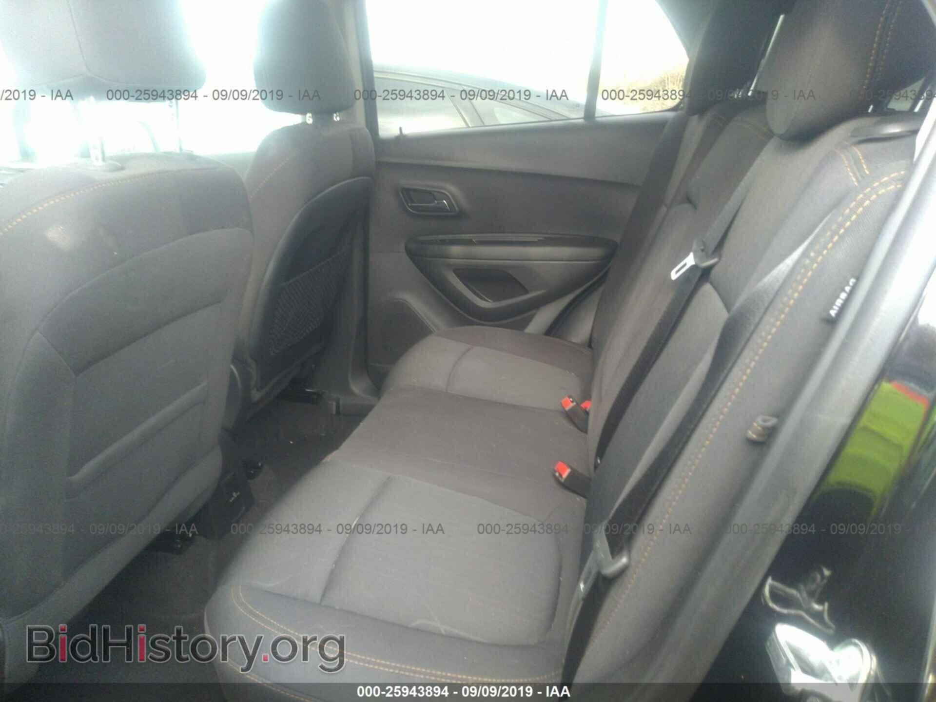 2017 CHEVROLET TRAX - VIN: 3GNCJPSB2HL182338 - Фото 8