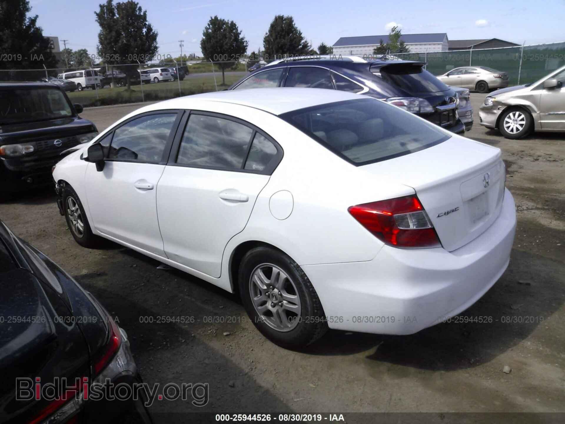 2012 HONDA CIVIC - VIN: 2HGFB2F58CH330392 - Фото 3