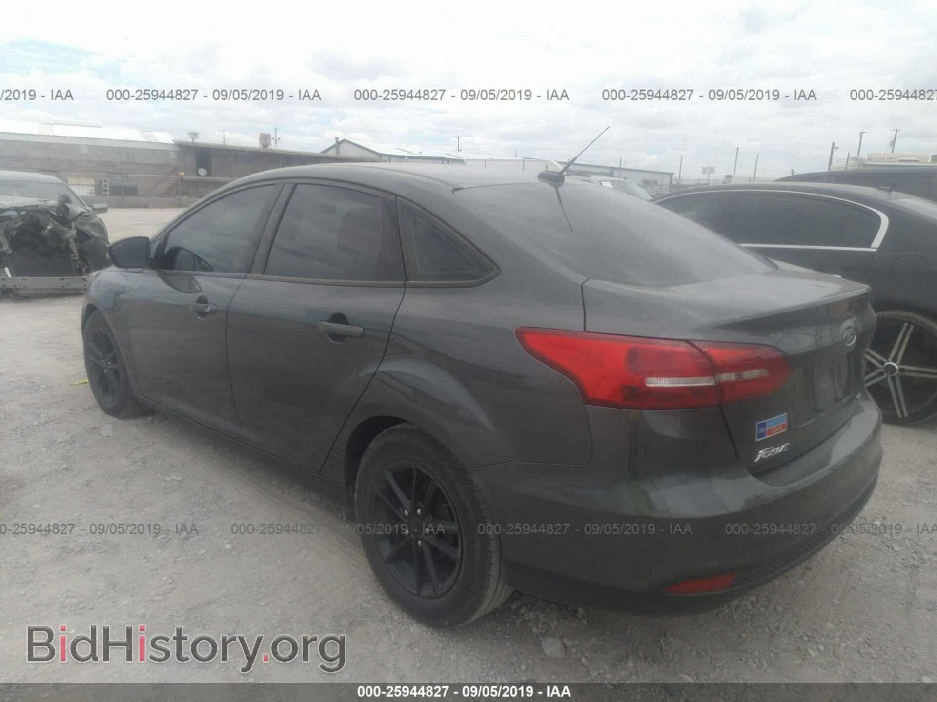 2017 FORD FOCUS - VIN: 1FADP3F23HL329024 - Фото 3