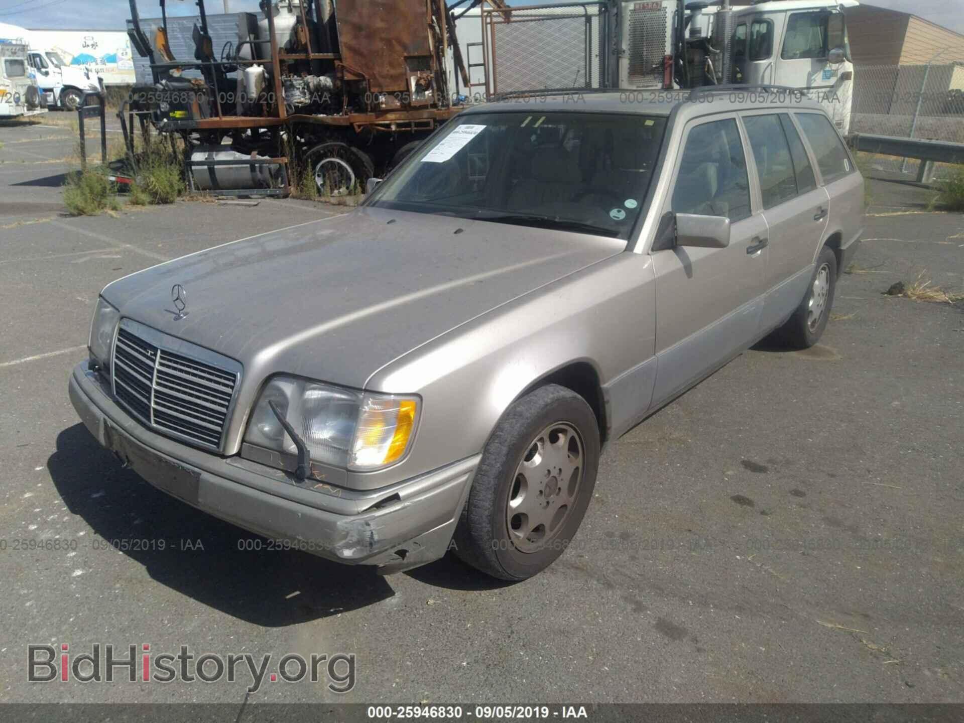 1994 MERCEDES-BENZ E - VIN: WDBEA92EXRF277361 - Фото 2