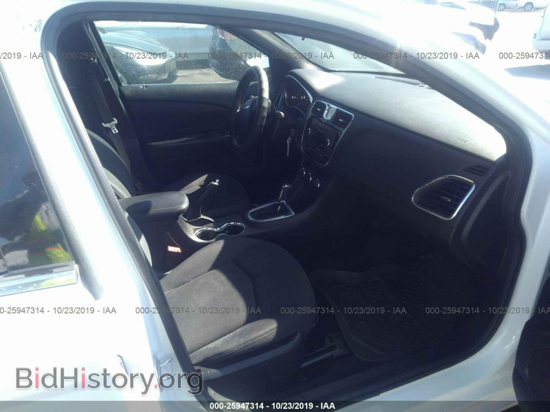 2013 CHRYSLER 200 - VIN: 1C3CCBAB2DN647755 - Photo 5