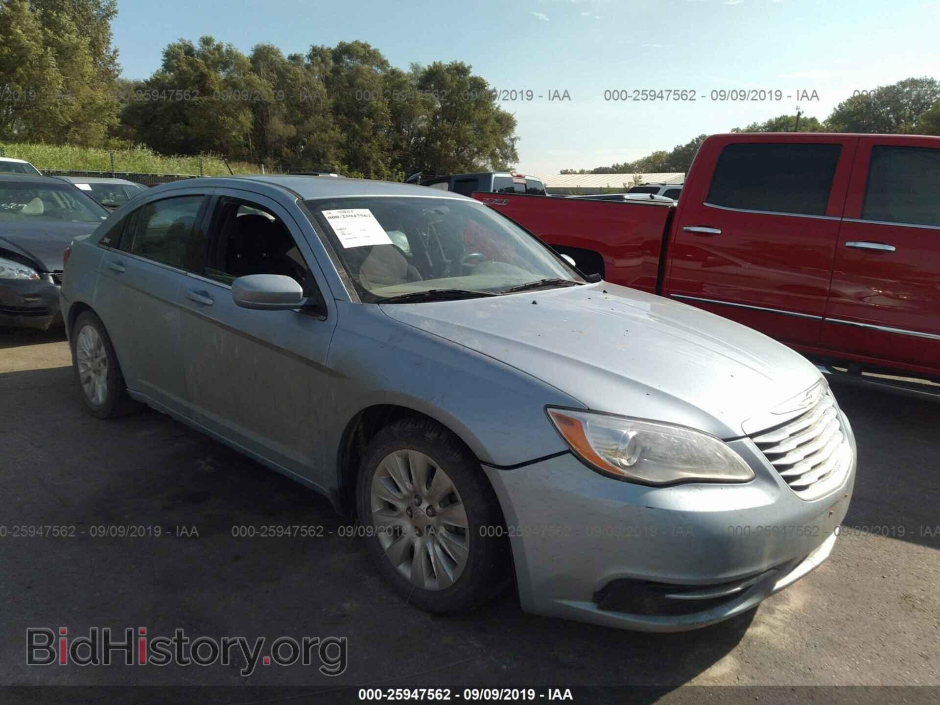 Фотография 1C3CCBAB6EN141315 - CHRYSLER 200 2014