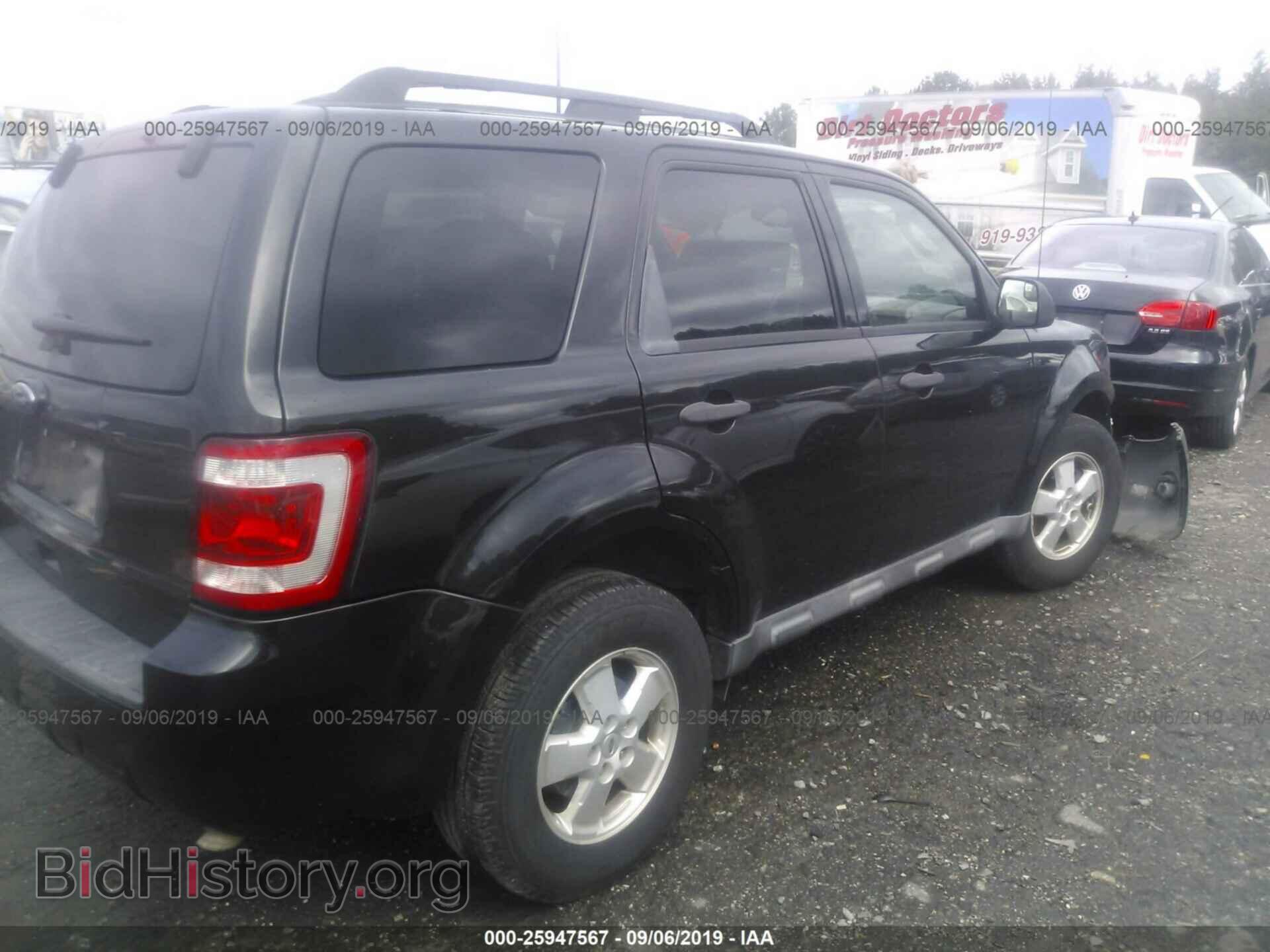 2011 FORD ESCAPE - VIN: 1FMCU0D77BKA14022 - Фото 4
