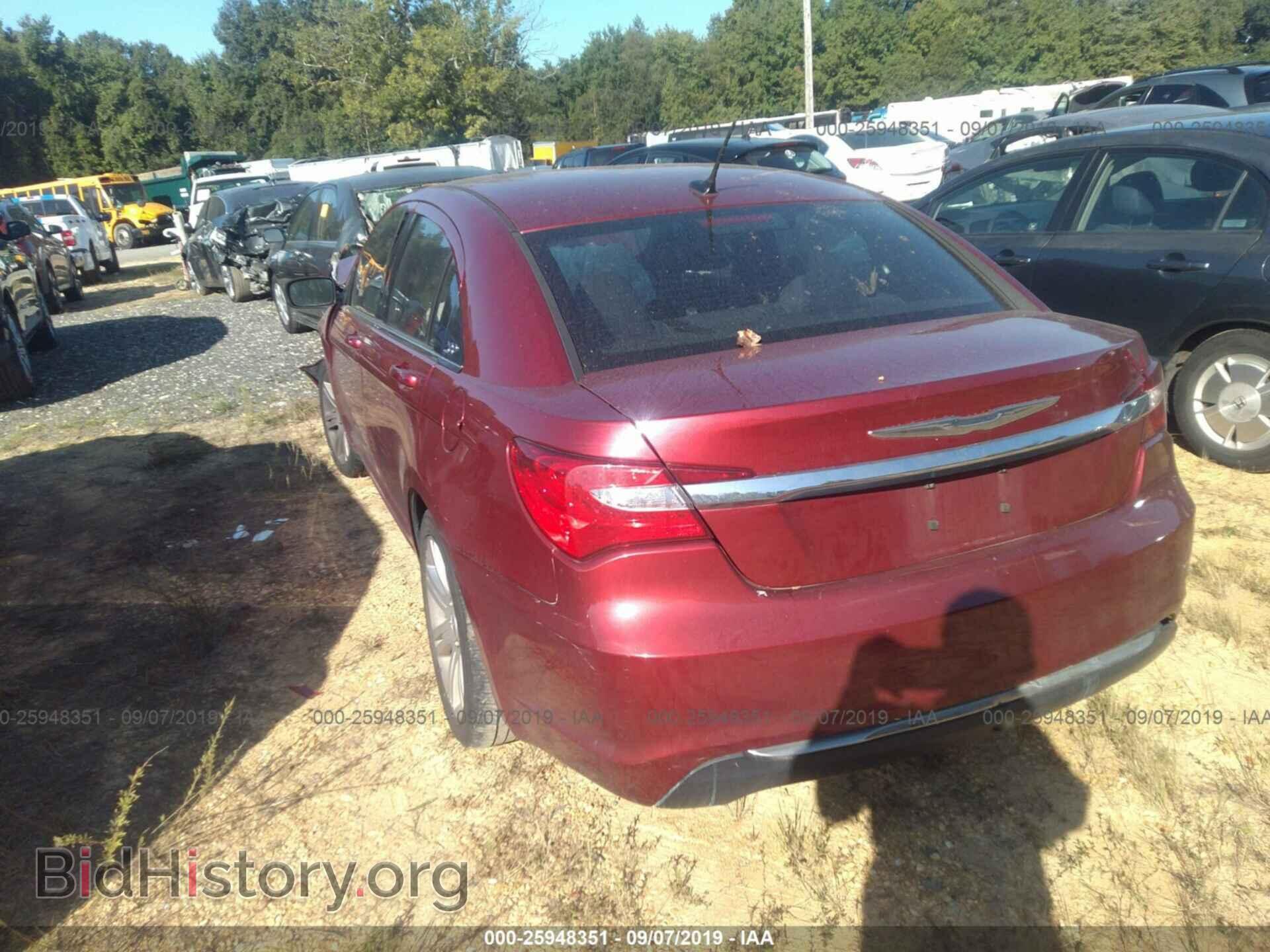 2013 CHRYSLER 200 - VIN: 1C3CCBAB0DN669818 - Фото 3