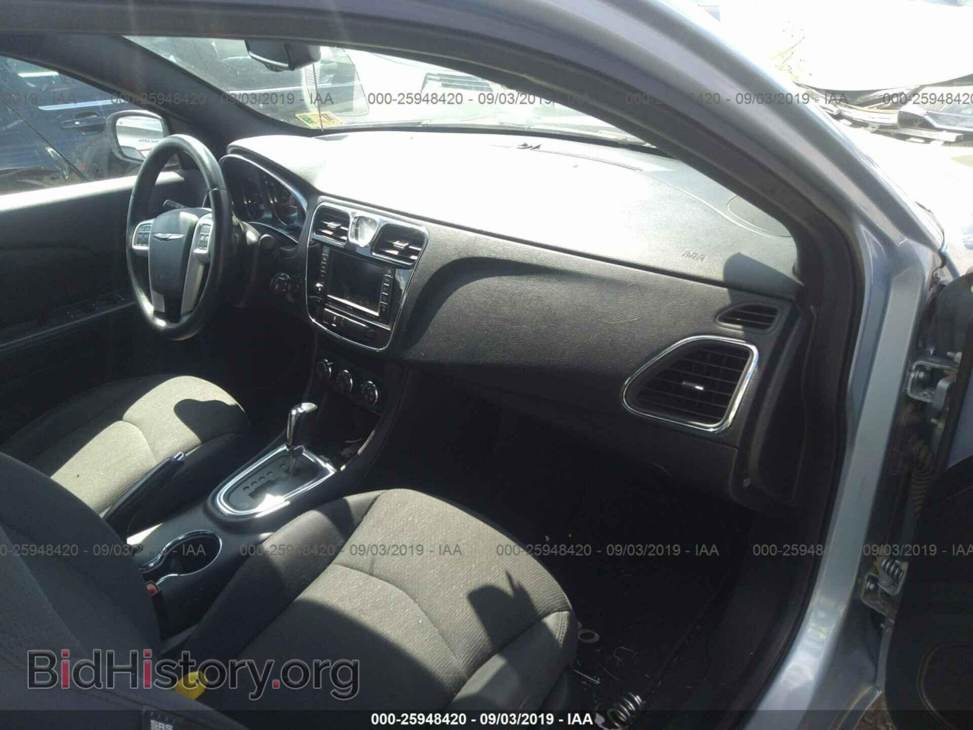 2013 CHRYSLER 200 - VIN: 1C3CCBBB1DN574943 - Фото 5