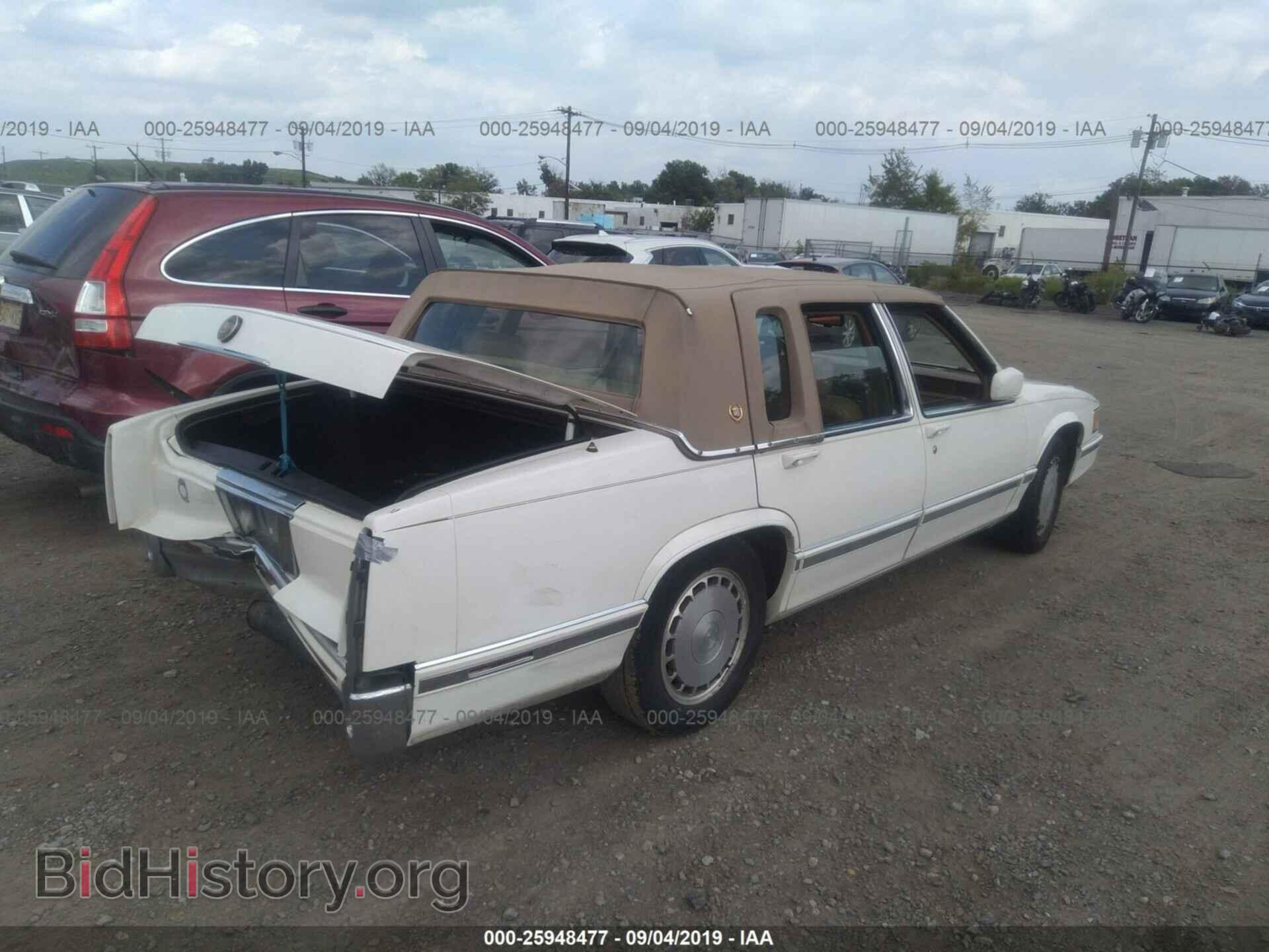 1993 CADILLAC DEVILLE - VIN: 1G6CT53B0P4215835 - Фото 4