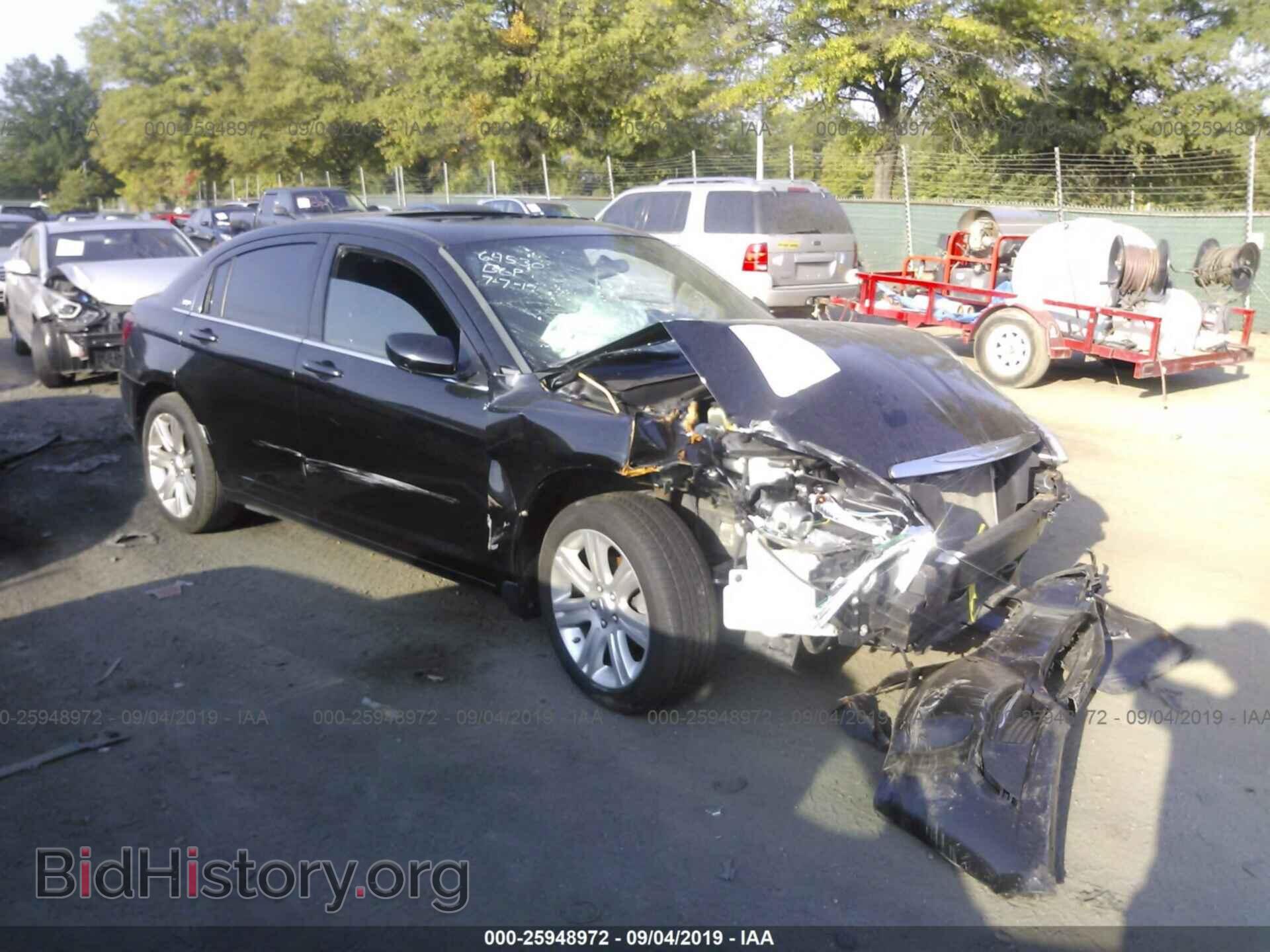 Фотография 1C3CCBBB0DN615093 - CHRYSLER 200 2013
