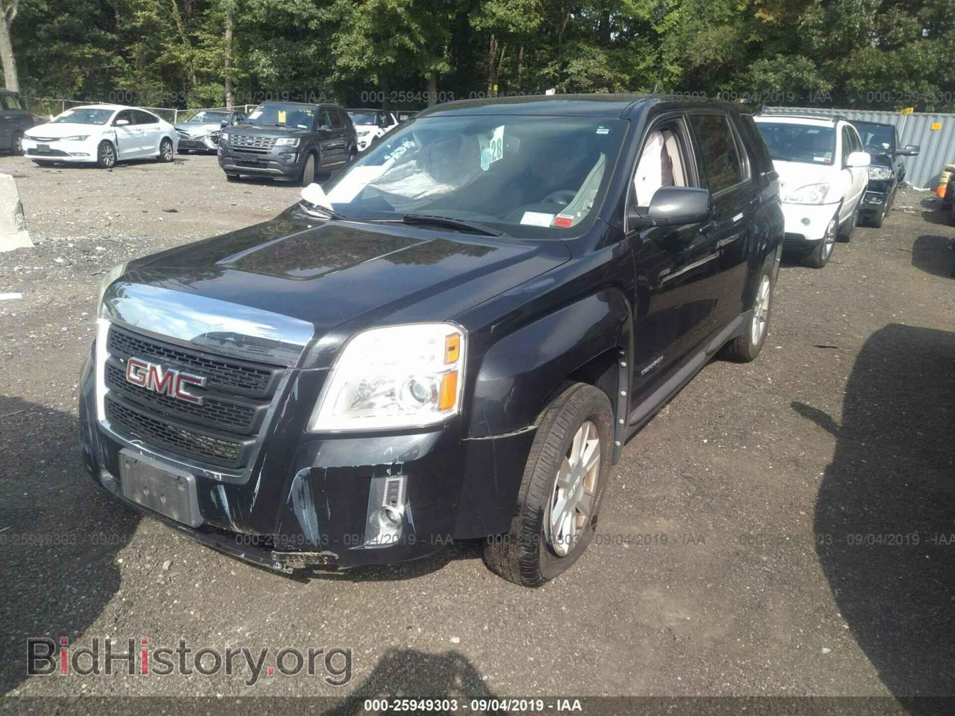 2011 GMC TERRAIN - VIN: 2CTFLREC7B6375018 - Фото 2