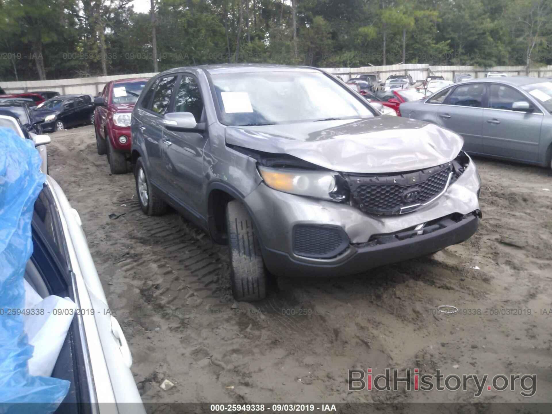 Фотография 5XYKT3A1XCG213920 - KIA SORENTO 2012