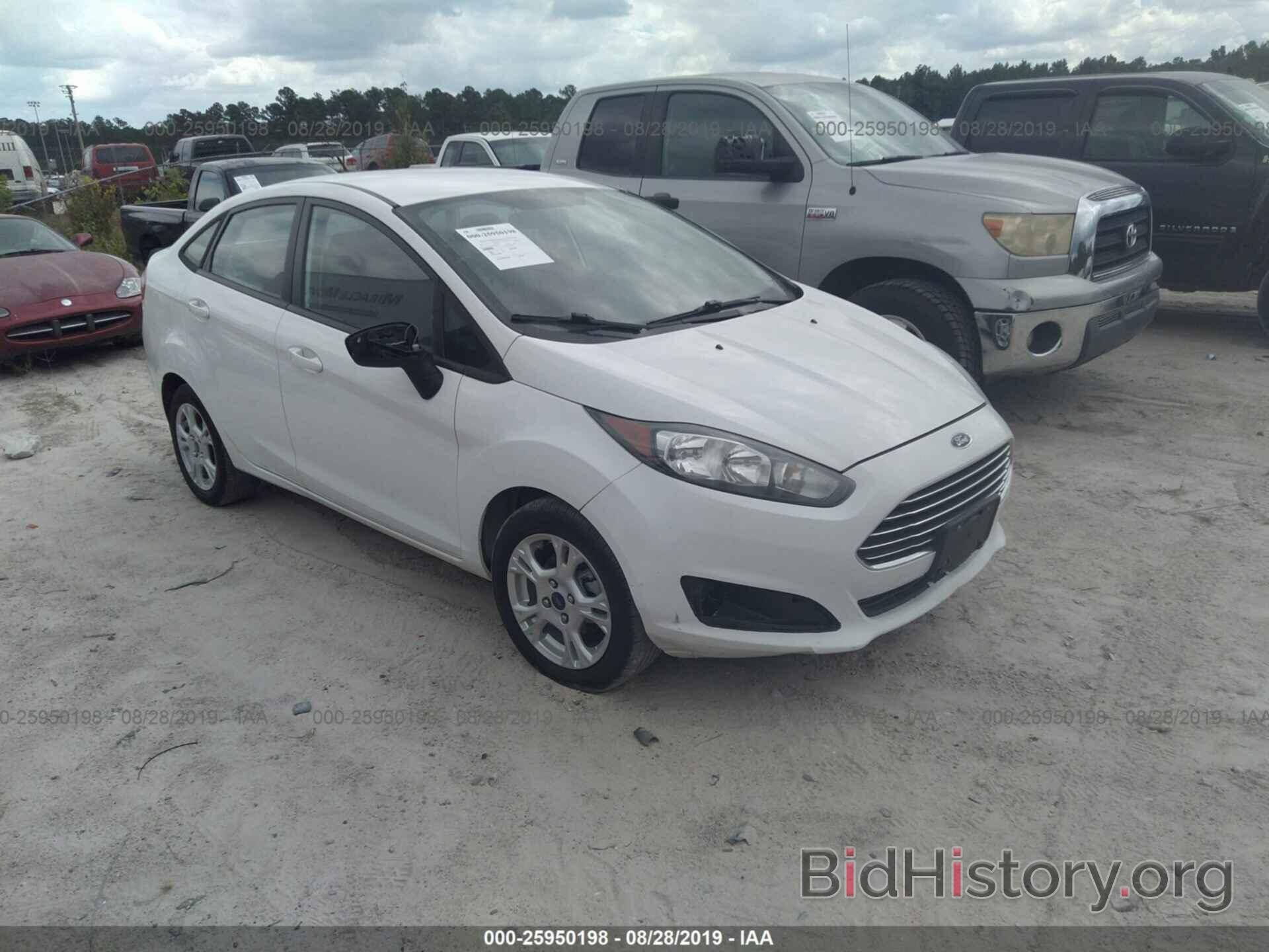 Photo 3FADP4BJ9FM100586 - FORD FIESTA 2015