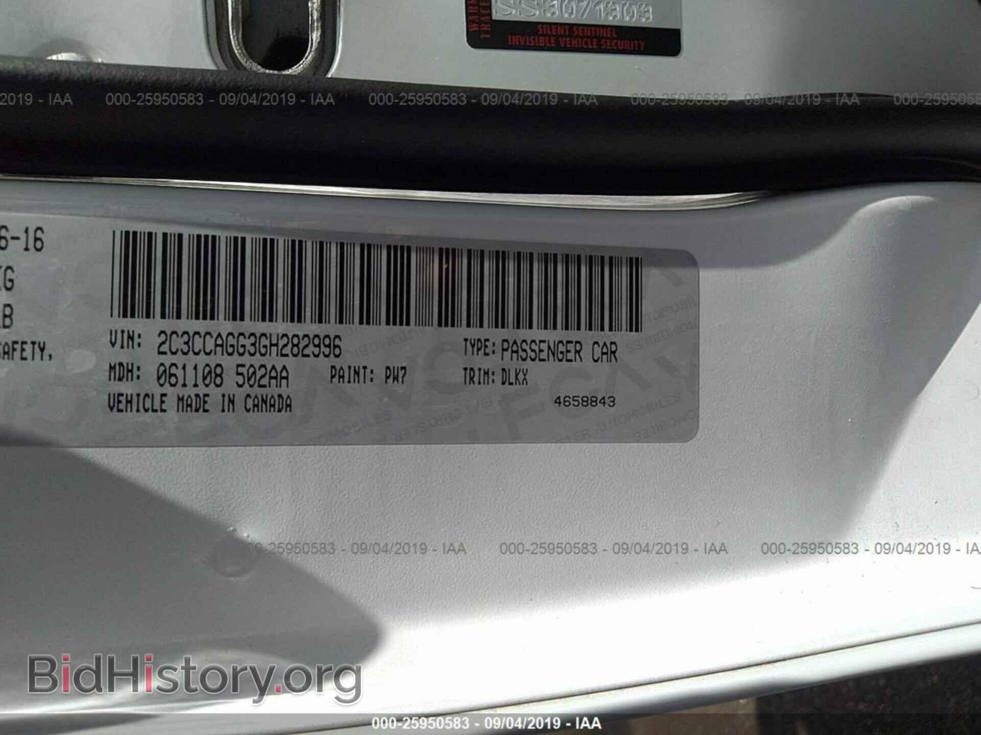 2016 CHRYSLER 300 - VIN: 2C3CCAGG3GH282996 - Фото 9