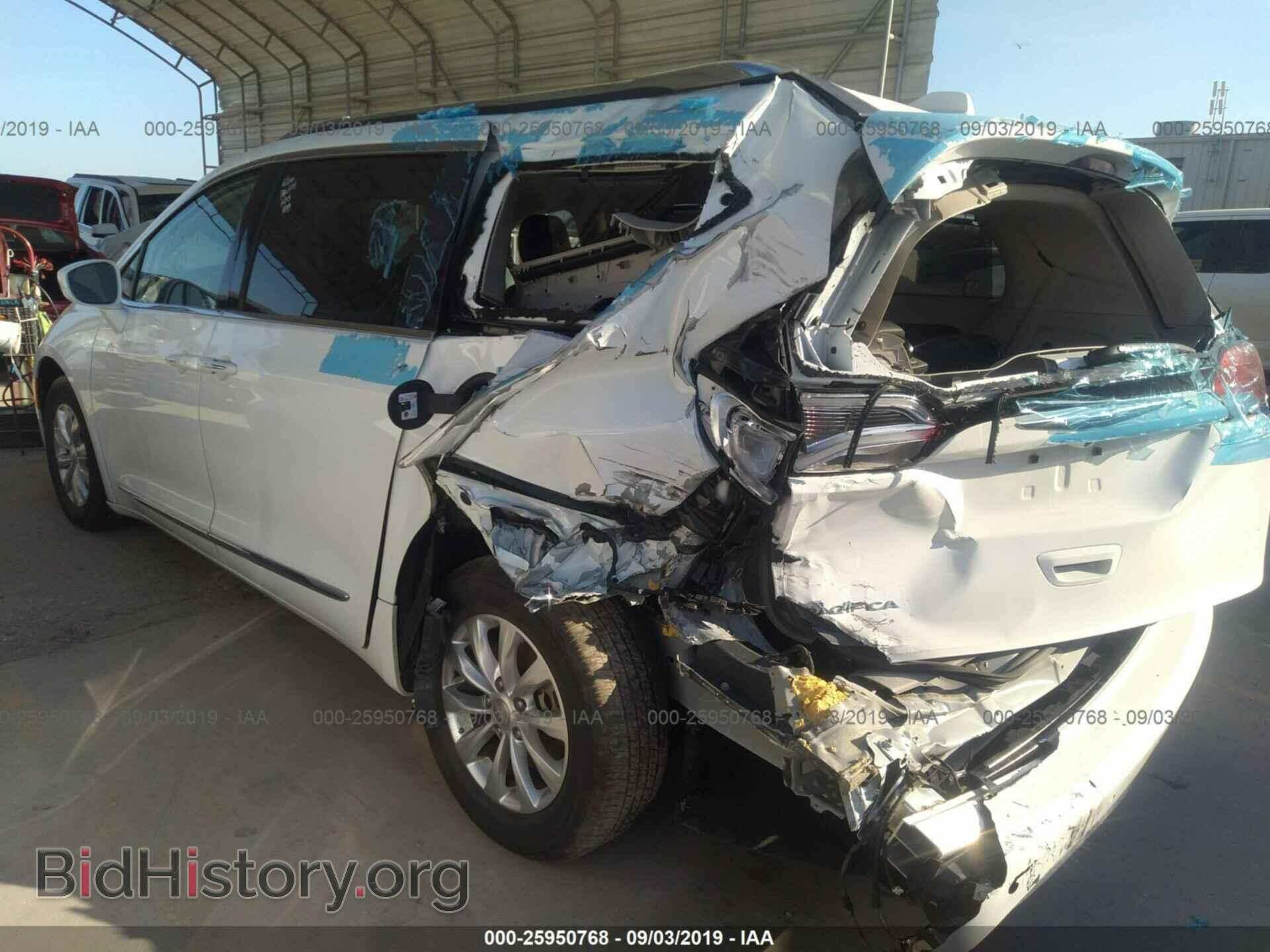 2018 CHRYSLER PACIFICA - VIN: 2C4RC1BG4JR193016 - Фото 3