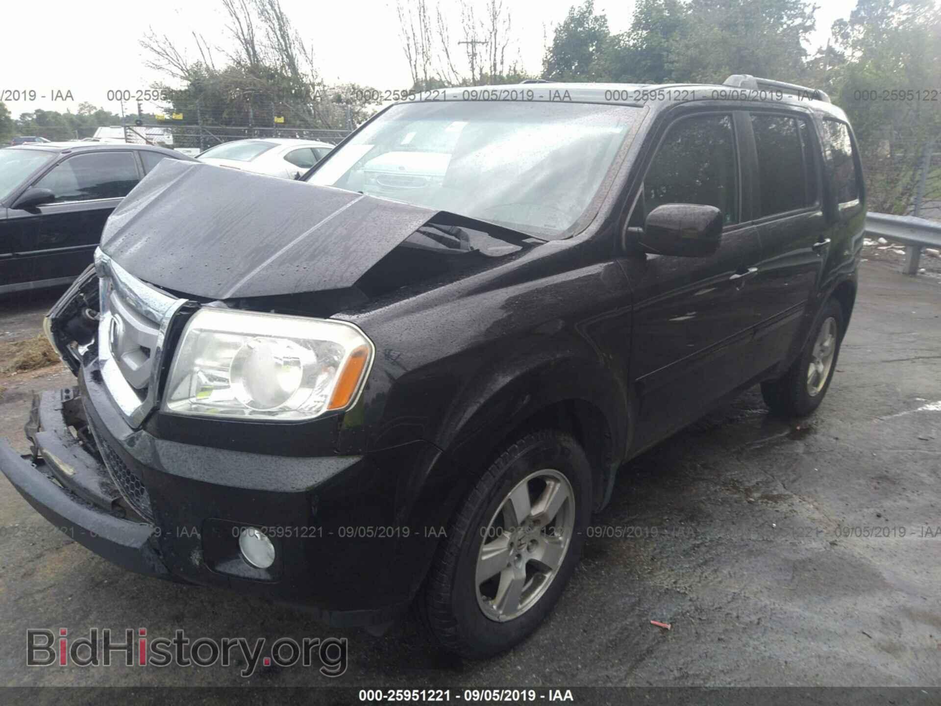 2011 HONDA PILOT - VIN: 5FNYF4H79BB010458 - Фото 2