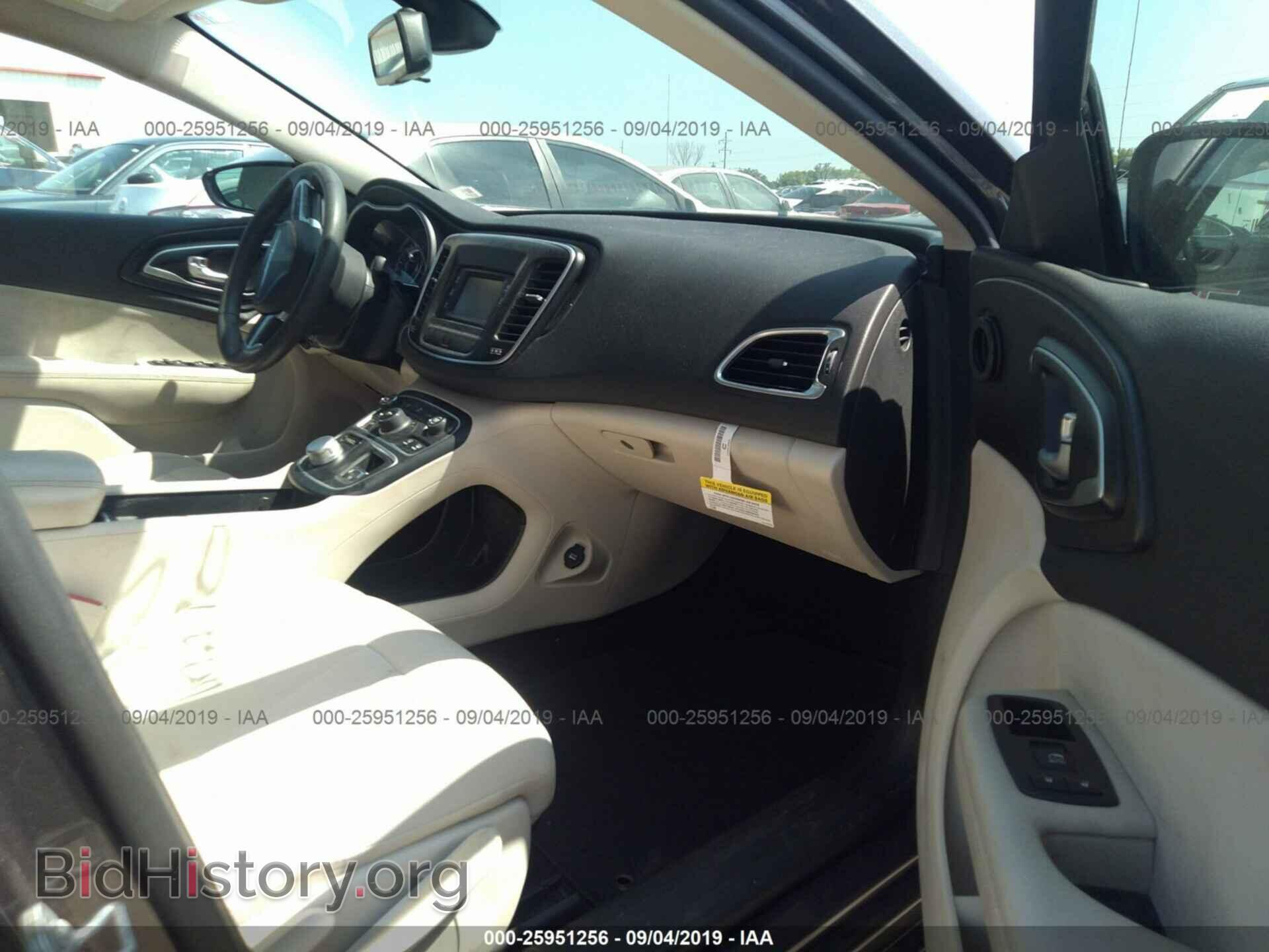 2016 CHRYSLER 200 - VIN: 1C3CCCAB1GN160766 - Photo 5