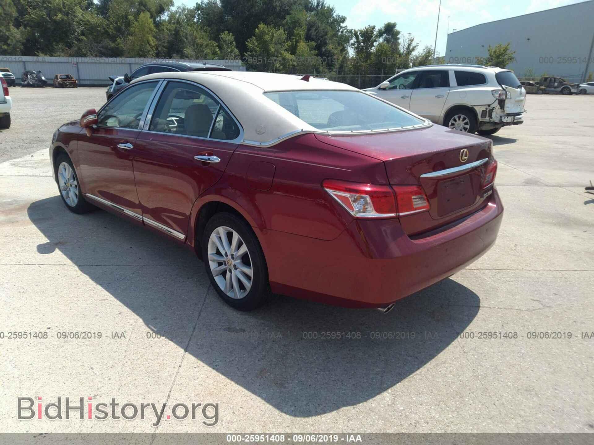 2011 LEXUS ES - VIN: JTHBK1EG3B2416094 - Фото 3