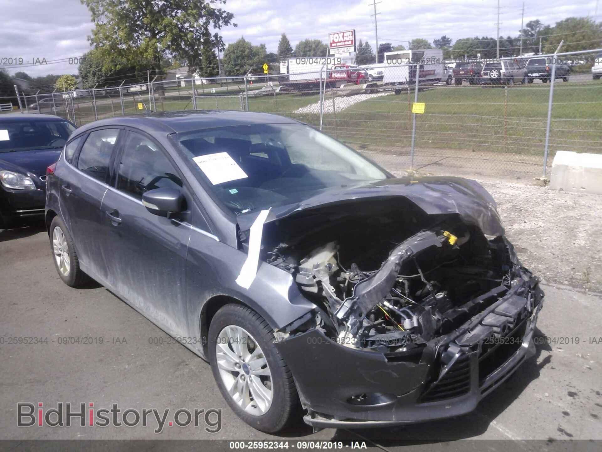 Photo 1FAHP3M20CL409281 - FORD FOCUS 2012