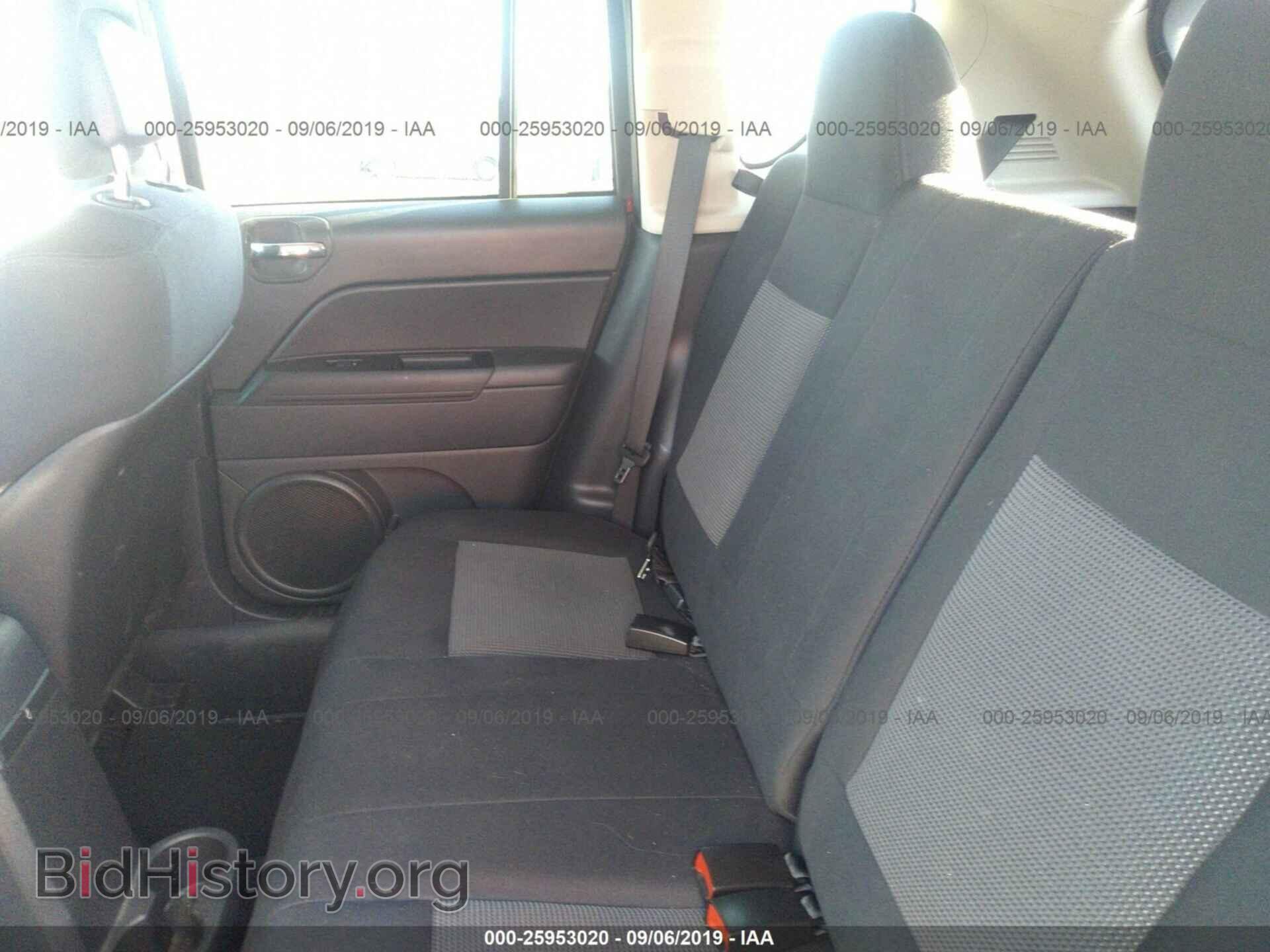 2012 JEEP COMPASS - VIN: 1C4NJDBB5CD604682 - Фото 8